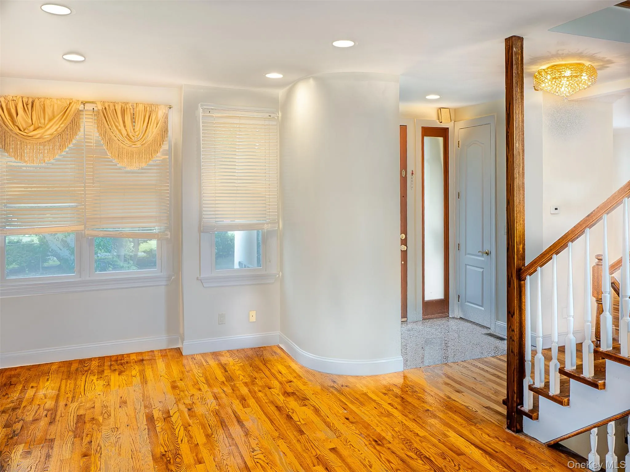 11 Willow Lane, North Hempstead, NY, 3 Bedrooms Bedrooms, 12 Rooms Rooms,2 BathroomsBathrooms,Residential Lease,For Rent,Willow,0,1010773 11 Willow Lane, North Hempstead, NY, 3 Bedrooms Bedrooms, 12 Rooms Rooms,2 BathroomsBathrooms,Residential Lease,For Rent,Willow,0,1010773