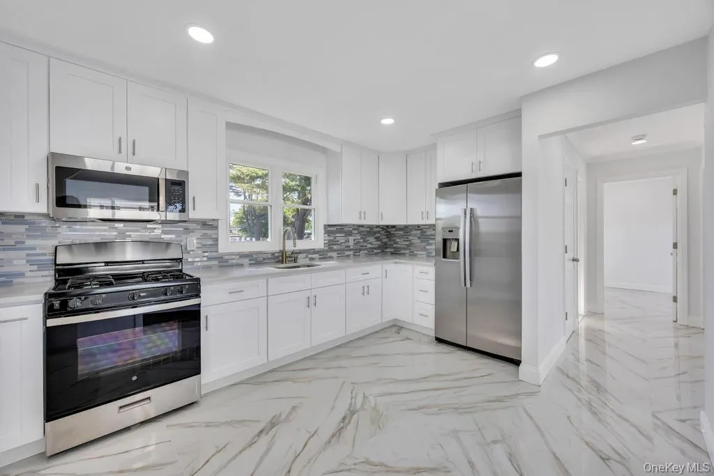 1828 Stein Drive, Islip, NY, 4 Bedrooms Bedrooms, ,1 BathroomBathrooms,Residential,For Rent,Stein,0,1010776 1828 Stein Drive, Islip, NY, 4 Bedrooms Bedrooms, ,1 BathroomBathrooms,Residential,For Rent,Stein,0,1010776