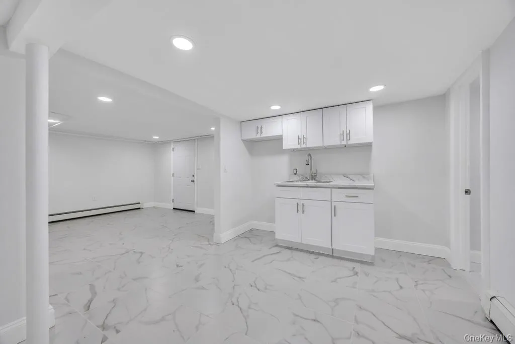 1828 Stein Drive, Islip, NY, 4 Bedrooms Bedrooms, ,1 BathroomBathrooms,Residential,For Rent,Stein,0,1010776 1828 Stein Drive, Islip, NY, 4 Bedrooms Bedrooms, ,1 BathroomBathrooms,Residential,For Rent,Stein,0,1010776