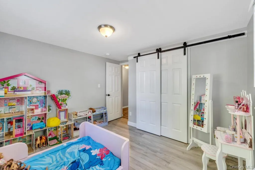 120 Smithtown Polk Boulevard, Brookhaven, NY, 3 Bedrooms Bedrooms, 5 Rooms Rooms,2 BathroomsBathrooms,Residential,For Rent,Smithtown Polk,0,1010779 120 Smithtown Polk Boulevard, Brookhaven, NY, 3 Bedrooms Bedrooms, 5 Rooms Rooms,2 BathroomsBathrooms,Residential,For Rent,Smithtown Polk,0,1010779