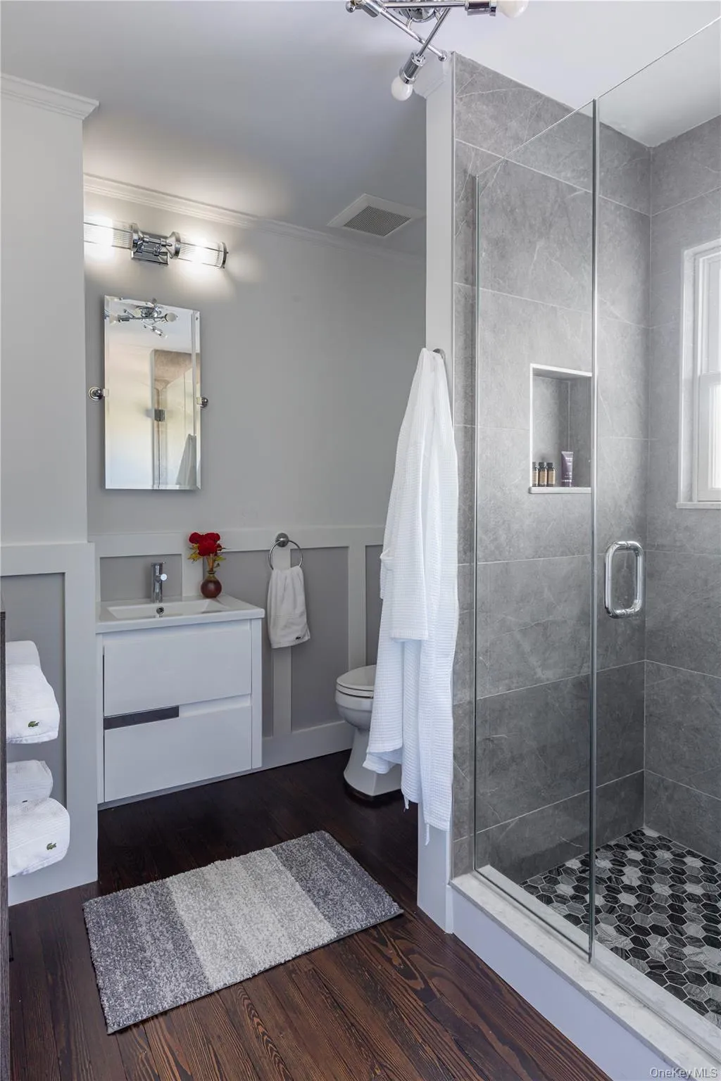 172 5th Street, Southold, NY, 4 Bedrooms Bedrooms, 8 Rooms Rooms,2 BathroomsBathrooms,Residential Lease,For Rent,5th,0,1010786 172 5th Street, Southold, NY, 4 Bedrooms Bedrooms, 8 Rooms Rooms,2 BathroomsBathrooms,Residential Lease,For Rent,5th,0,1010786