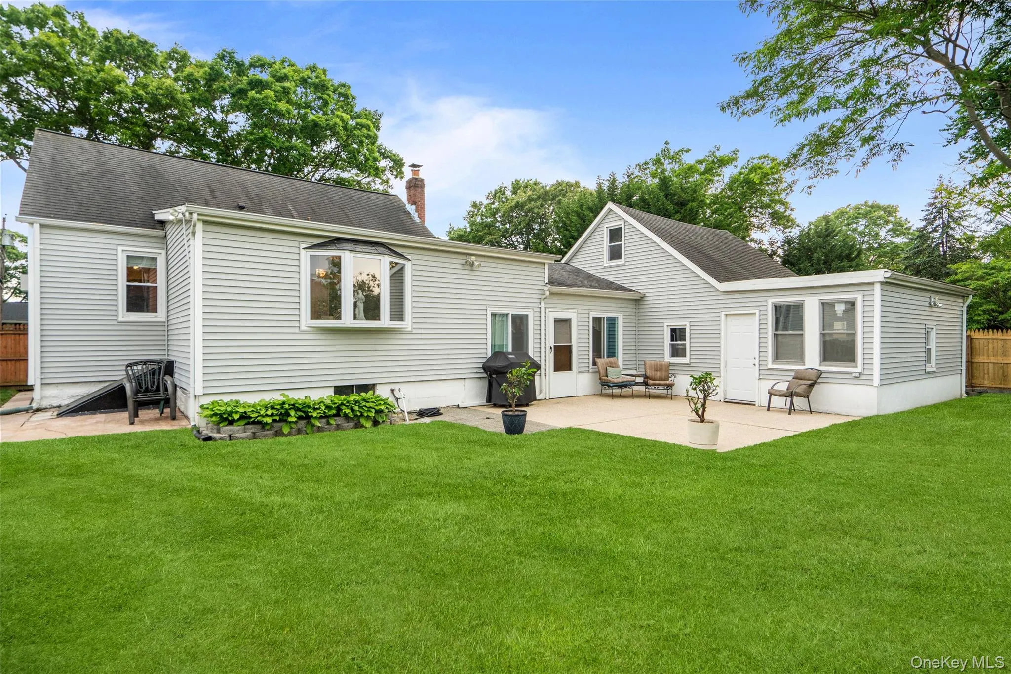 19 Roy Avenue, Islip, NY, 3 Bedrooms Bedrooms, 8 Rooms Rooms,1 BathroomBathrooms,Residential,For Rent,Roy,0,1010787 19 Roy Avenue, Islip, NY, 3 Bedrooms Bedrooms, 8 Rooms Rooms,1 BathroomBathrooms,Residential,For Rent,Roy,0,1010787