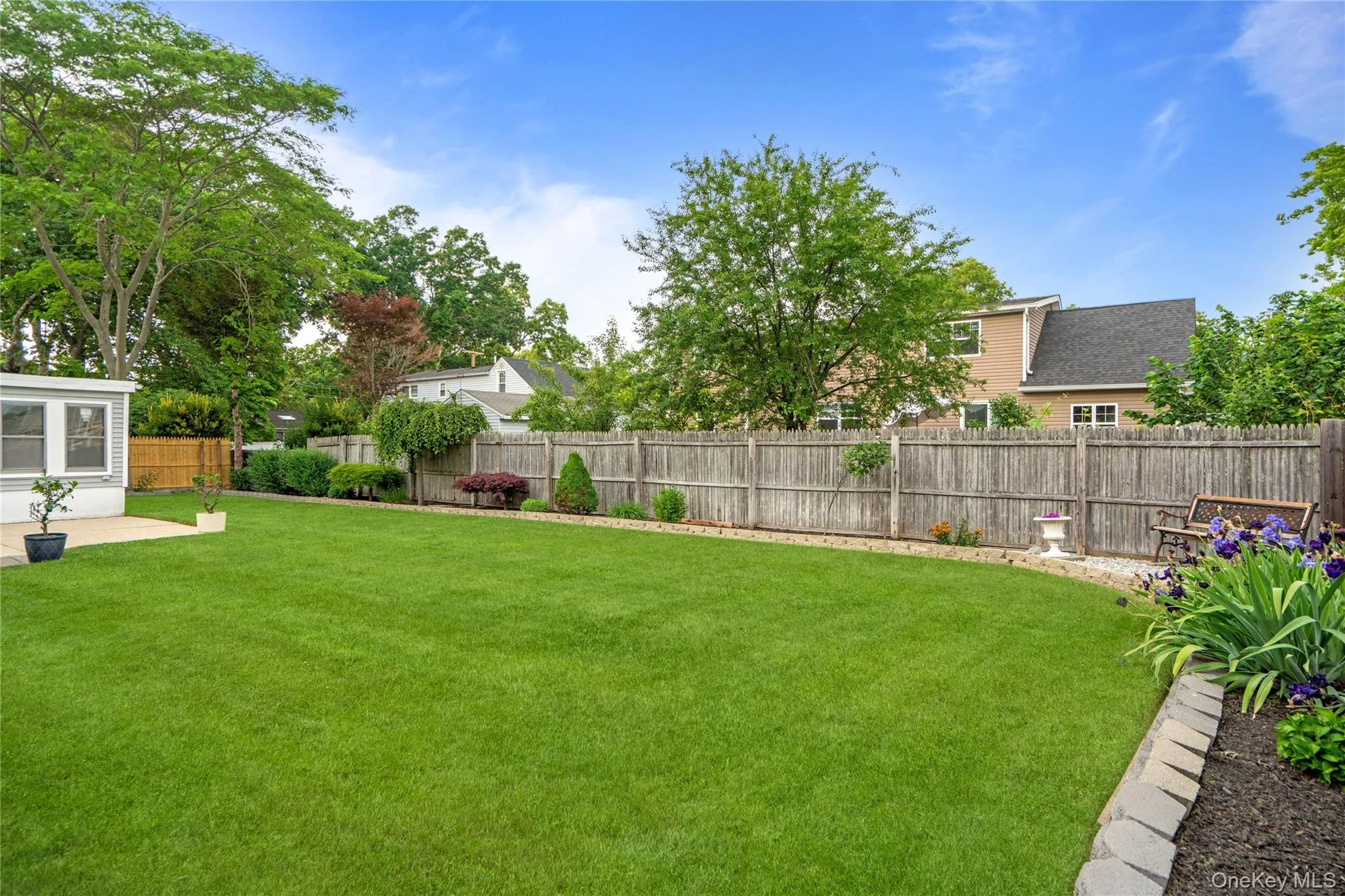 19 Roy Avenue, Islip, NY, 3 Bedrooms Bedrooms, 8 Rooms Rooms,1 BathroomBathrooms,Residential,For Rent,Roy,0,1010787 19 Roy Avenue, Islip, NY, 3 Bedrooms Bedrooms, 8 Rooms Rooms,1 BathroomBathrooms,Residential,For Rent,Roy,0,1010787