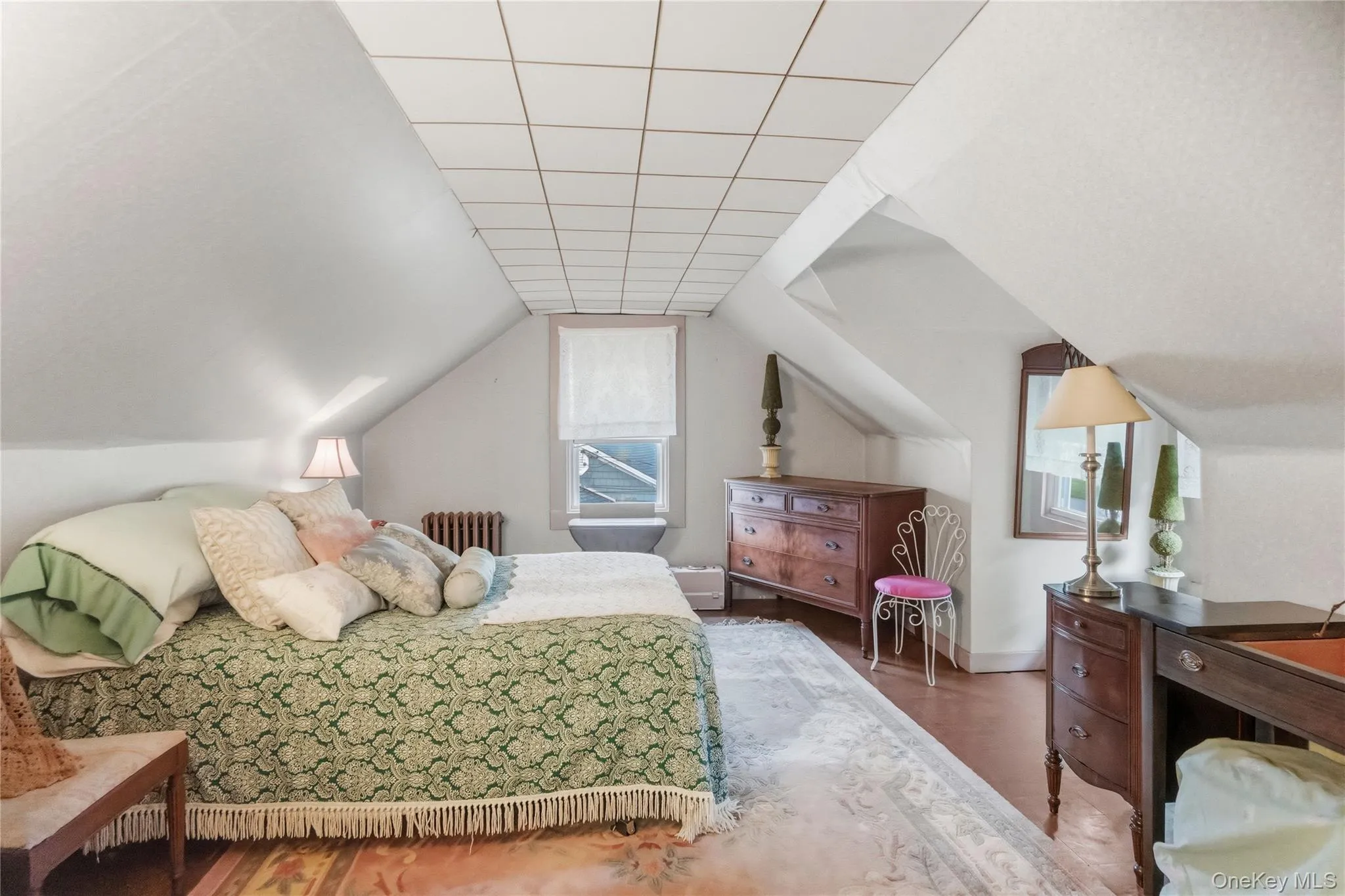 19 Roy Avenue, Islip, NY, 3 Bedrooms Bedrooms, 8 Rooms Rooms,1 BathroomBathrooms,Residential,For Rent,Roy,0,1010787 19 Roy Avenue, Islip, NY, 3 Bedrooms Bedrooms, 8 Rooms Rooms,1 BathroomBathrooms,Residential,For Rent,Roy,0,1010787