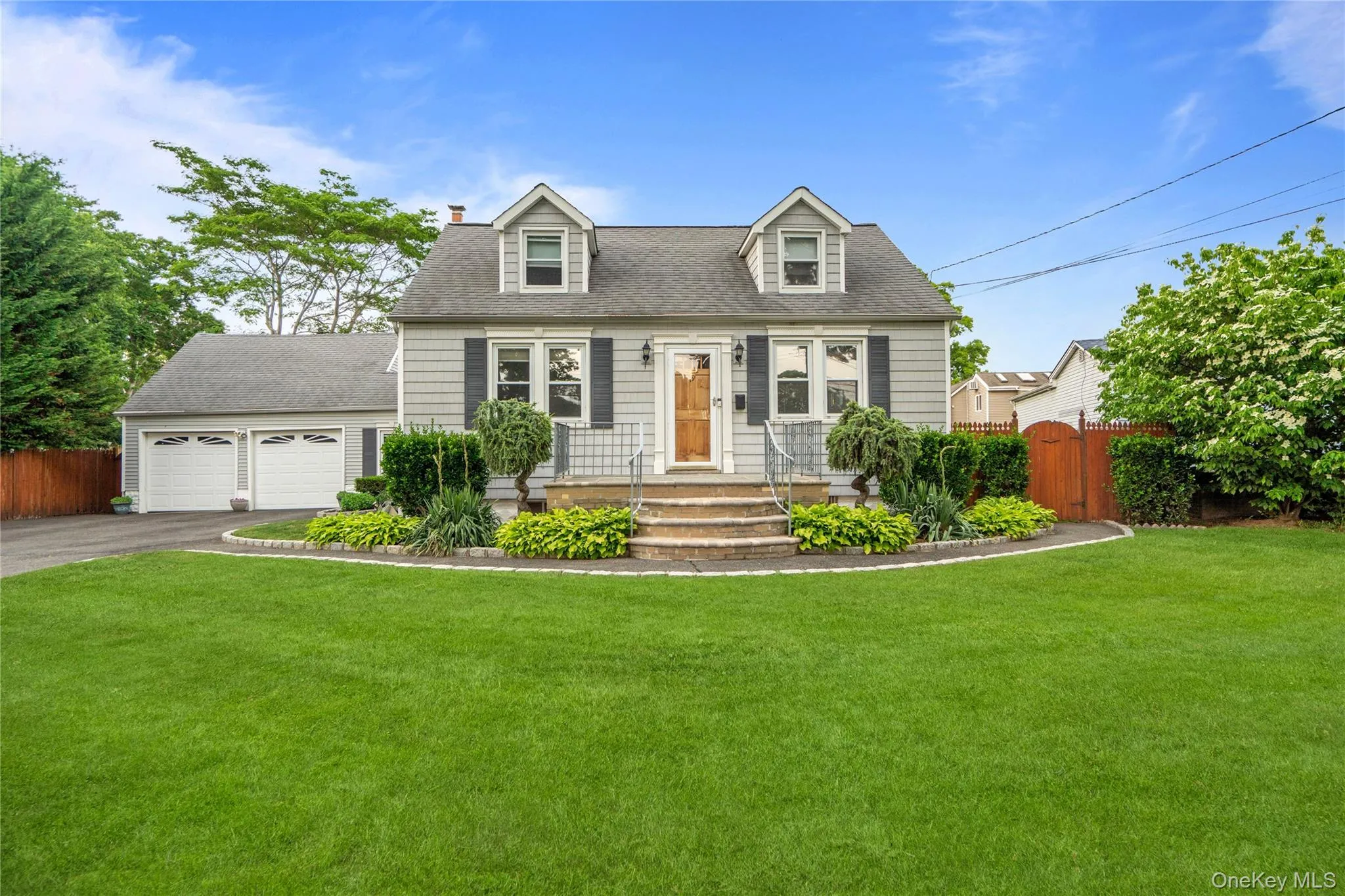 19 Roy Avenue, Islip, NY, 3 Bedrooms Bedrooms, 8 Rooms Rooms,1 BathroomBathrooms,Residential,For Rent,Roy,0,1010787 19 Roy Avenue, Islip, NY, 3 Bedrooms Bedrooms, 8 Rooms Rooms,1 BathroomBathrooms,Residential,For Rent,Roy,0,1010787