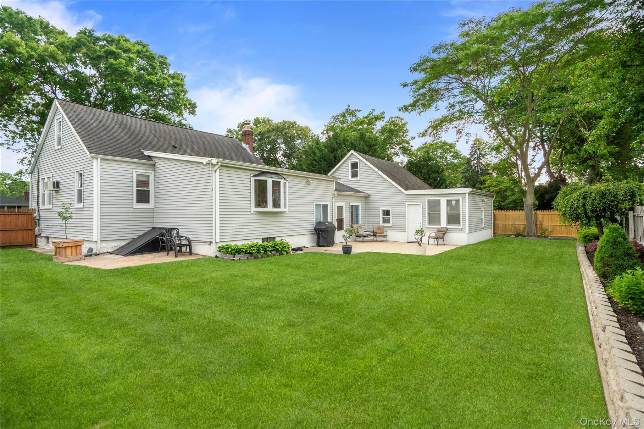 19 Roy Avenue, Islip, NY, 3 Bedrooms Bedrooms, 8 Rooms Rooms,1 BathroomBathrooms,Residential,For Rent,Roy,0,1010787 19 Roy Avenue, Islip, NY, 3 Bedrooms Bedrooms, 8 Rooms Rooms,1 BathroomBathrooms,Residential,For Rent,Roy,0,1010787