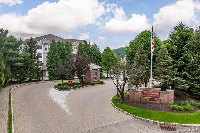 811 Regency Drive, Fishkill, NY, 2 Bedrooms Bedrooms, 5 Rooms Rooms,2 BathroomsBathrooms,Residential,For Rent,Regency,0,1010789 811 Regency Drive, Fishkill, NY, 2 Bedrooms Bedrooms, 5 Rooms Rooms,2 BathroomsBathrooms,Residential,For Rent,Regency,0,1010789