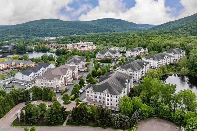 811 Regency Drive, Fishkill, NY, 2 Bedrooms Bedrooms, 5 Rooms Rooms,2 BathroomsBathrooms,Residential,For Rent,Regency,0,1010789 811 Regency Drive, Fishkill, NY, 2 Bedrooms Bedrooms, 5 Rooms Rooms,2 BathroomsBathrooms,Residential,For Rent,Regency,0,1010789