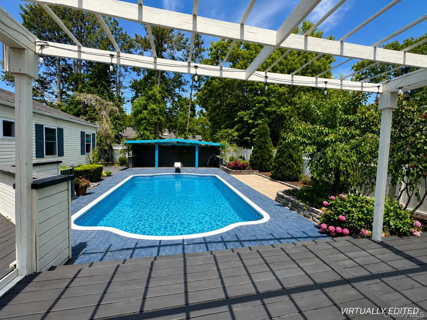 143 Summit Avenue, Brookhaven, NY, 3 Bedrooms Bedrooms, 6 Rooms Rooms,1 BathroomBathrooms,Residential Lease,For Rent,Summit,0,1010790 143 Summit Avenue, Brookhaven, NY, 3 Bedrooms Bedrooms, 6 Rooms Rooms,1 BathroomBathrooms,Residential Lease,For Rent,Summit,0,1010790