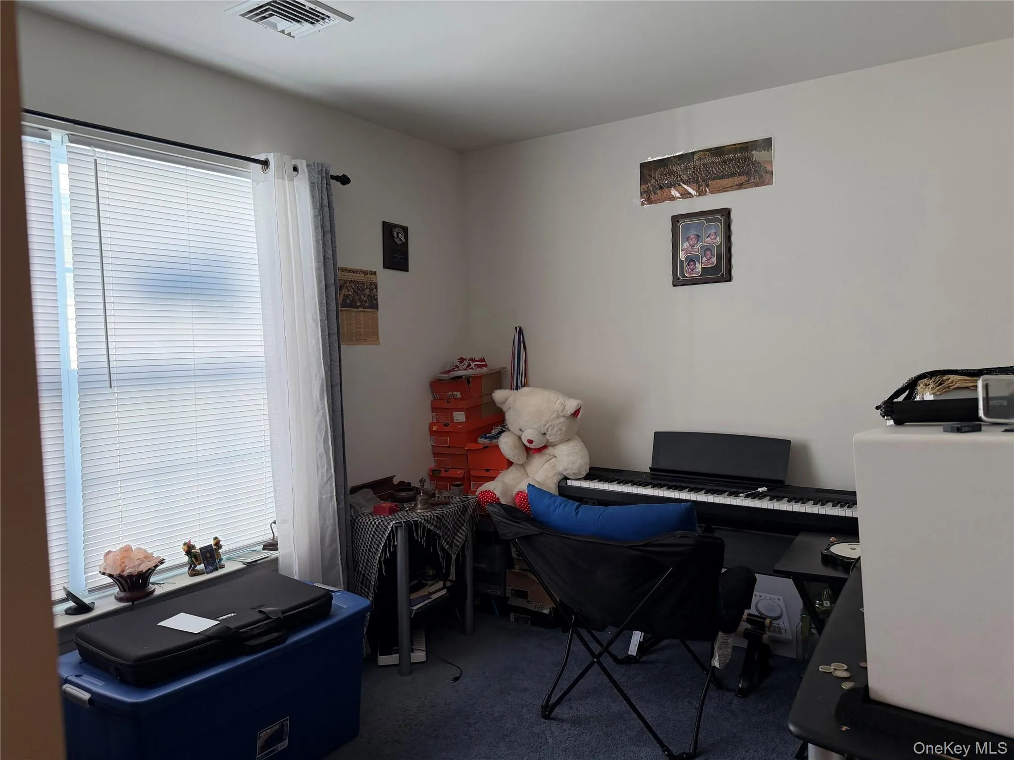 9 Jordan Lane, Middletown, NY, 3 Bedrooms Bedrooms, 6 Rooms Rooms,2 BathroomsBathrooms,Residential,For Rent,Jordan,0,1010793 9 Jordan Lane, Middletown, NY, 3 Bedrooms Bedrooms, 6 Rooms Rooms,2 BathroomsBathrooms,Residential,For Rent,Jordan,0,1010793