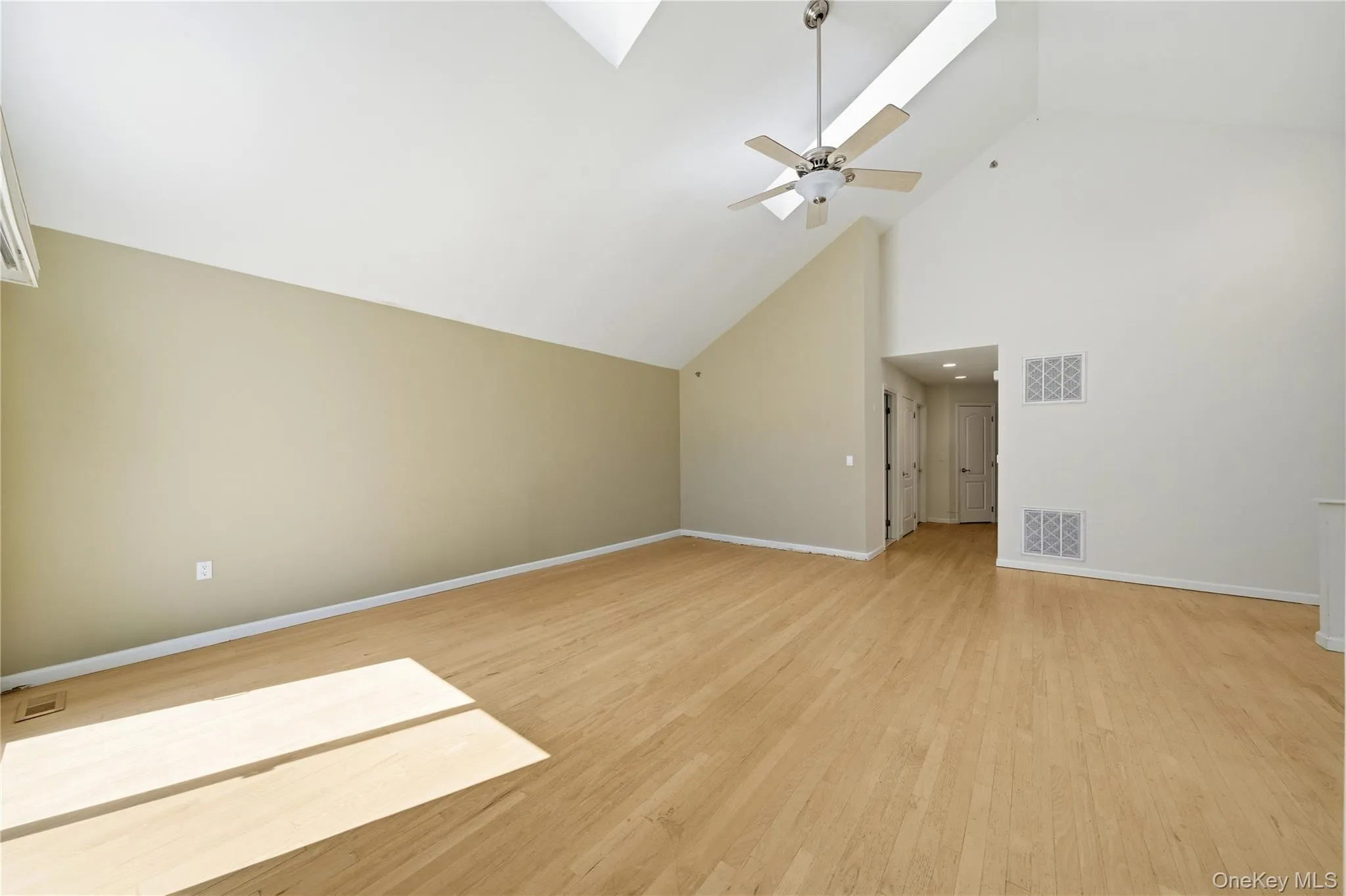 2508 Nicole Drive, Brookhaven, NY, 2 Bedrooms Bedrooms, 5 Rooms Rooms,2 BathroomsBathrooms,Residential,For Rent,Nicole,0,1010795 2508 Nicole Drive, Brookhaven, NY, 2 Bedrooms Bedrooms, 5 Rooms Rooms,2 BathroomsBathrooms,Residential,For Rent,Nicole,0,1010795