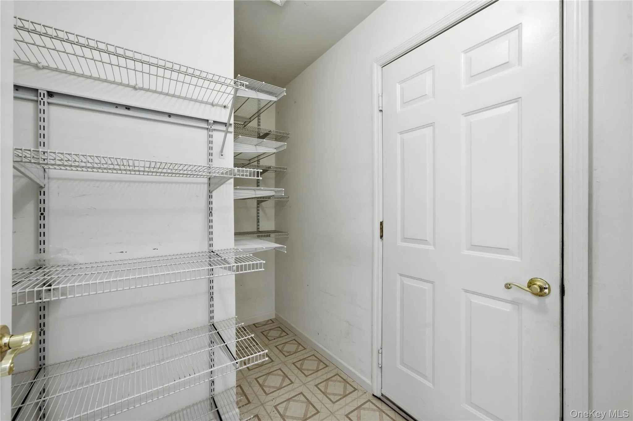 2508 Nicole Drive, Brookhaven, NY, 2 Bedrooms Bedrooms, 5 Rooms Rooms,2 BathroomsBathrooms,Residential,For Rent,Nicole,0,1010795 2508 Nicole Drive, Brookhaven, NY, 2 Bedrooms Bedrooms, 5 Rooms Rooms,2 BathroomsBathrooms,Residential,For Rent,Nicole,0,1010795