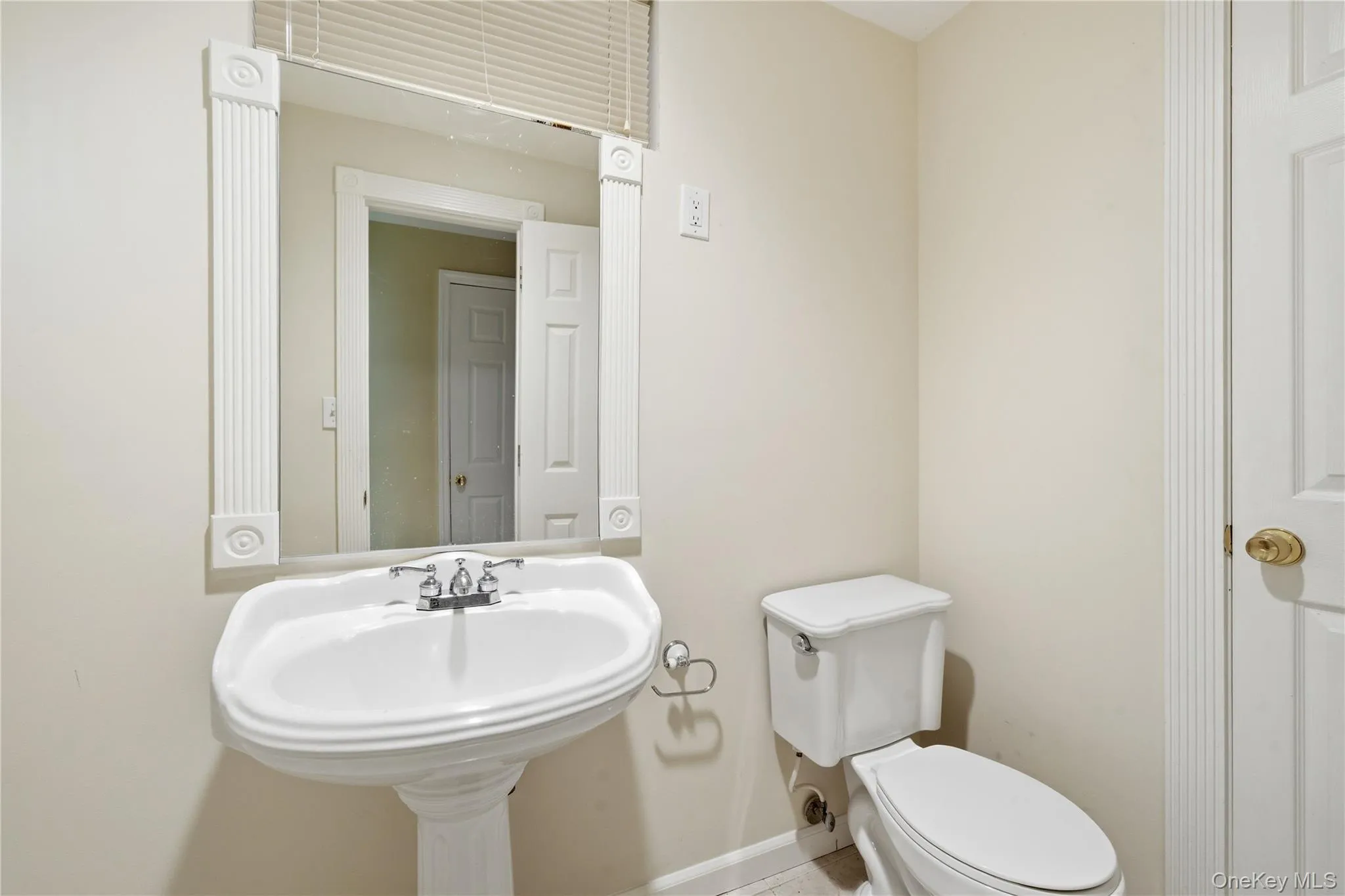 2508 Nicole Drive, Brookhaven, NY, 2 Bedrooms Bedrooms, 5 Rooms Rooms,2 BathroomsBathrooms,Residential,For Rent,Nicole,0,1010795 2508 Nicole Drive, Brookhaven, NY, 2 Bedrooms Bedrooms, 5 Rooms Rooms,2 BathroomsBathrooms,Residential,For Rent,Nicole,0,1010795