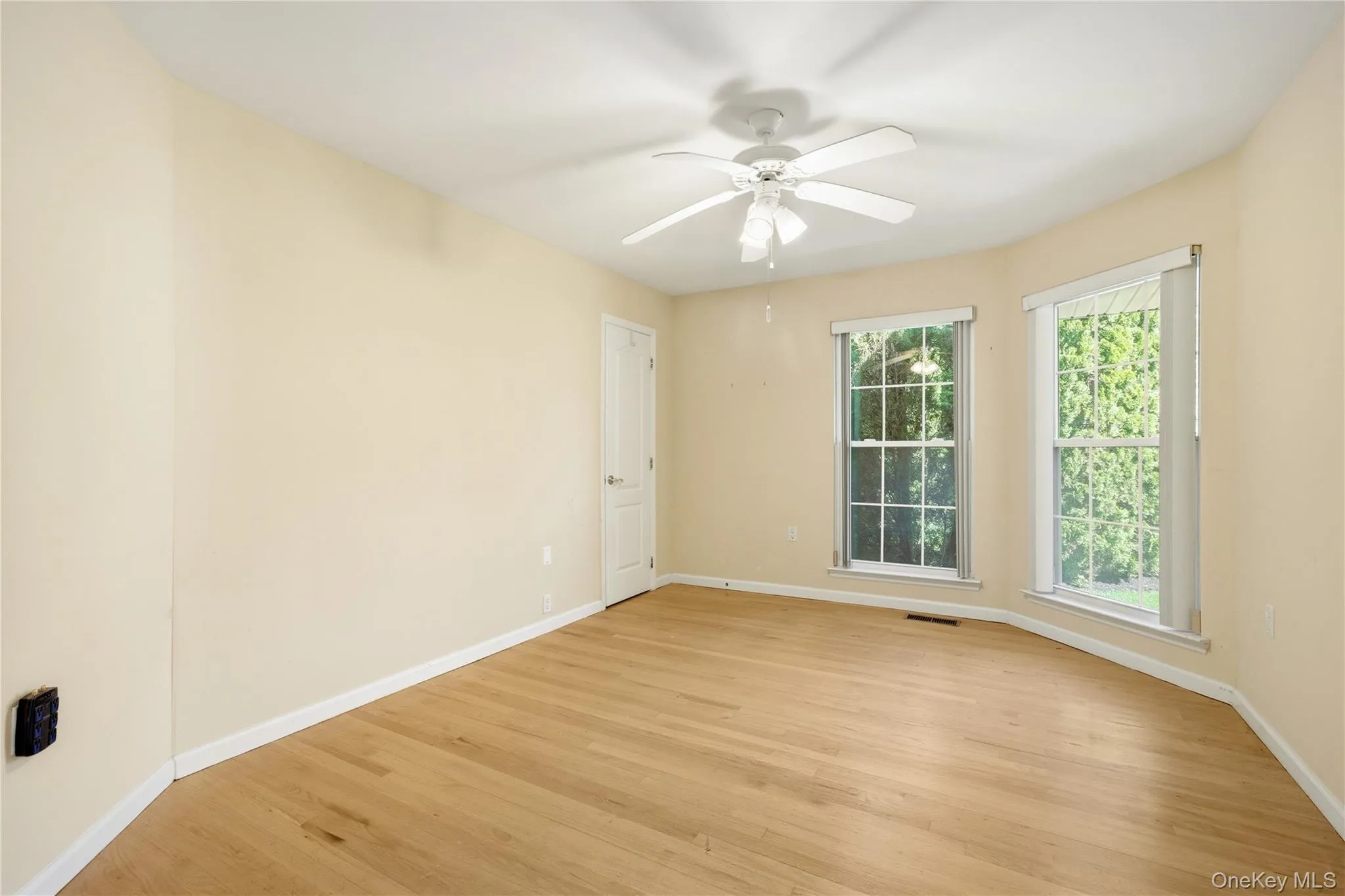 2508 Nicole Drive, Brookhaven, NY, 2 Bedrooms Bedrooms, 5 Rooms Rooms,2 BathroomsBathrooms,Residential,For Rent,Nicole,0,1010795 2508 Nicole Drive, Brookhaven, NY, 2 Bedrooms Bedrooms, 5 Rooms Rooms,2 BathroomsBathrooms,Residential,For Rent,Nicole,0,1010795
