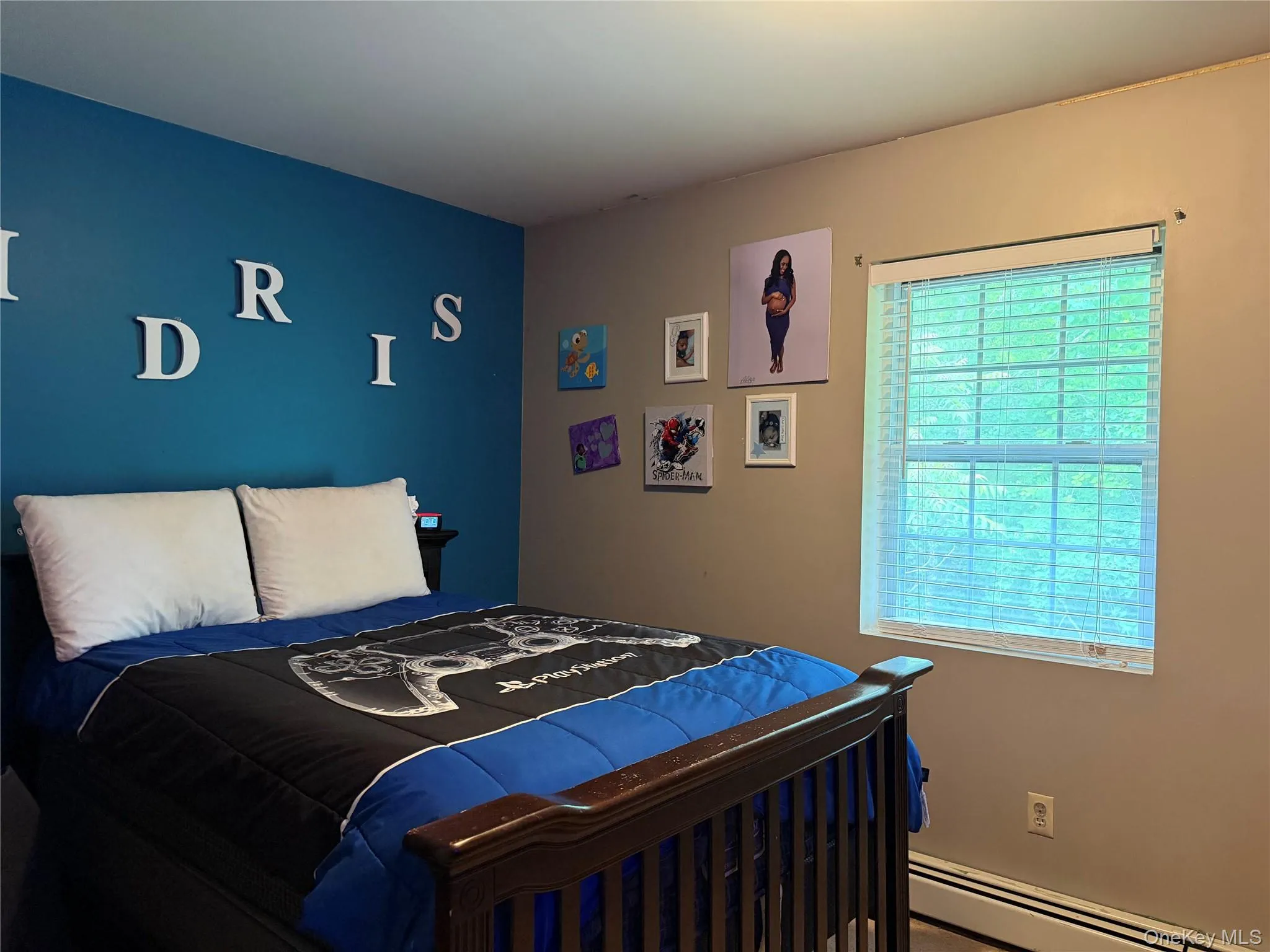 8 Walnut Lane, Middletown, NY, 3 Bedrooms Bedrooms, 8 Rooms Rooms,2 BathroomsBathrooms,Residential,For Rent,Walnut,0,1010798 8 Walnut Lane, Middletown, NY, 3 Bedrooms Bedrooms, 8 Rooms Rooms,2 BathroomsBathrooms,Residential,For Rent,Walnut,0,1010798