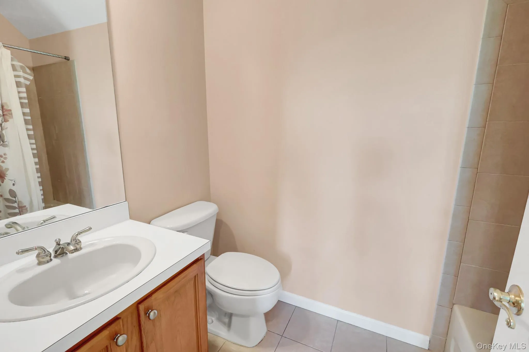 66 Canterbury Drive, Brookhaven, NY, 5 Bedrooms Bedrooms, 13 Rooms Rooms,6 BathroomsBathrooms,Residential,For Rent,Canterbury,0,1010804 66 Canterbury Drive, Brookhaven, NY, 5 Bedrooms Bedrooms, 13 Rooms Rooms,6 BathroomsBathrooms,Residential,For Rent,Canterbury,0,1010804