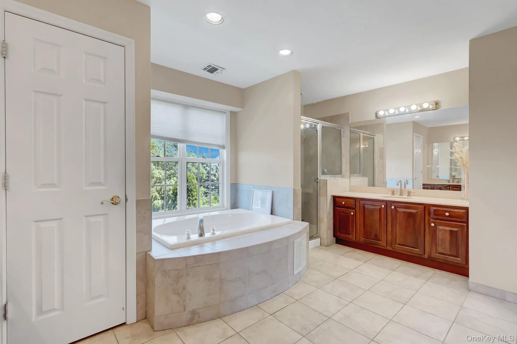 66 Canterbury Drive, Brookhaven, NY, 5 Bedrooms Bedrooms, 13 Rooms Rooms,6 BathroomsBathrooms,Residential,For Rent,Canterbury,0,1010804 66 Canterbury Drive, Brookhaven, NY, 5 Bedrooms Bedrooms, 13 Rooms Rooms,6 BathroomsBathrooms,Residential,For Rent,Canterbury,0,1010804
