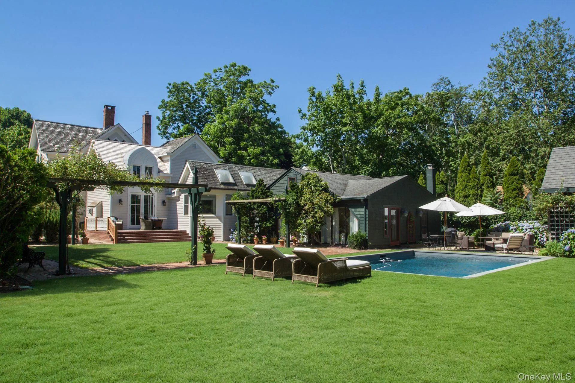 375 Hill Street, Southampton, NY, 5 Bedrooms Bedrooms, 12 Rooms Rooms,5 BathroomsBathrooms,Residential Lease,For Rent,Hill,0,1010805 375 Hill Street, Southampton, NY, 5 Bedrooms Bedrooms, 12 Rooms Rooms,5 BathroomsBathrooms,Residential Lease,For Rent,Hill,0,1010805