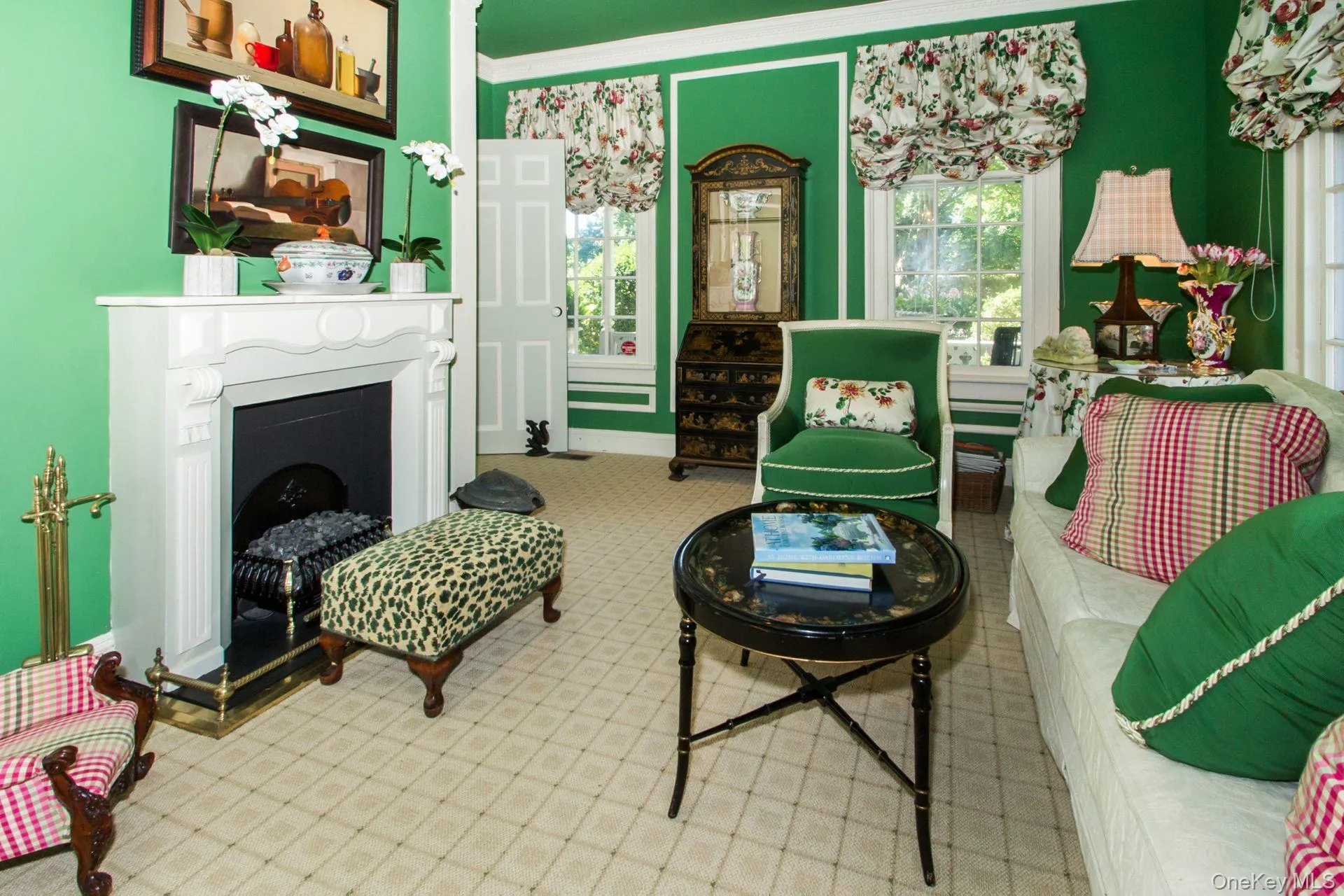 375 Hill Street, Southampton, NY, 5 Bedrooms Bedrooms, 12 Rooms Rooms,5 BathroomsBathrooms,Residential Lease,For Rent,Hill,0,1010805 375 Hill Street, Southampton, NY, 5 Bedrooms Bedrooms, 12 Rooms Rooms,5 BathroomsBathrooms,Residential Lease,For Rent,Hill,0,1010805