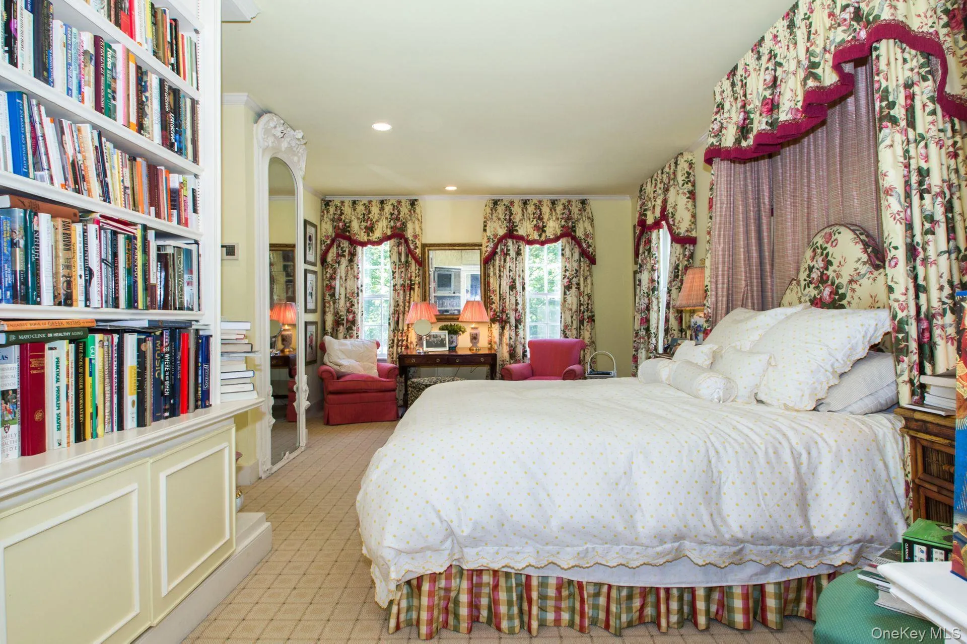 375 Hill Street, Southampton, NY, 5 Bedrooms Bedrooms, 12 Rooms Rooms,5 BathroomsBathrooms,Residential Lease,For Rent,Hill,0,1010805 375 Hill Street, Southampton, NY, 5 Bedrooms Bedrooms, 12 Rooms Rooms,5 BathroomsBathrooms,Residential Lease,For Rent,Hill,0,1010805