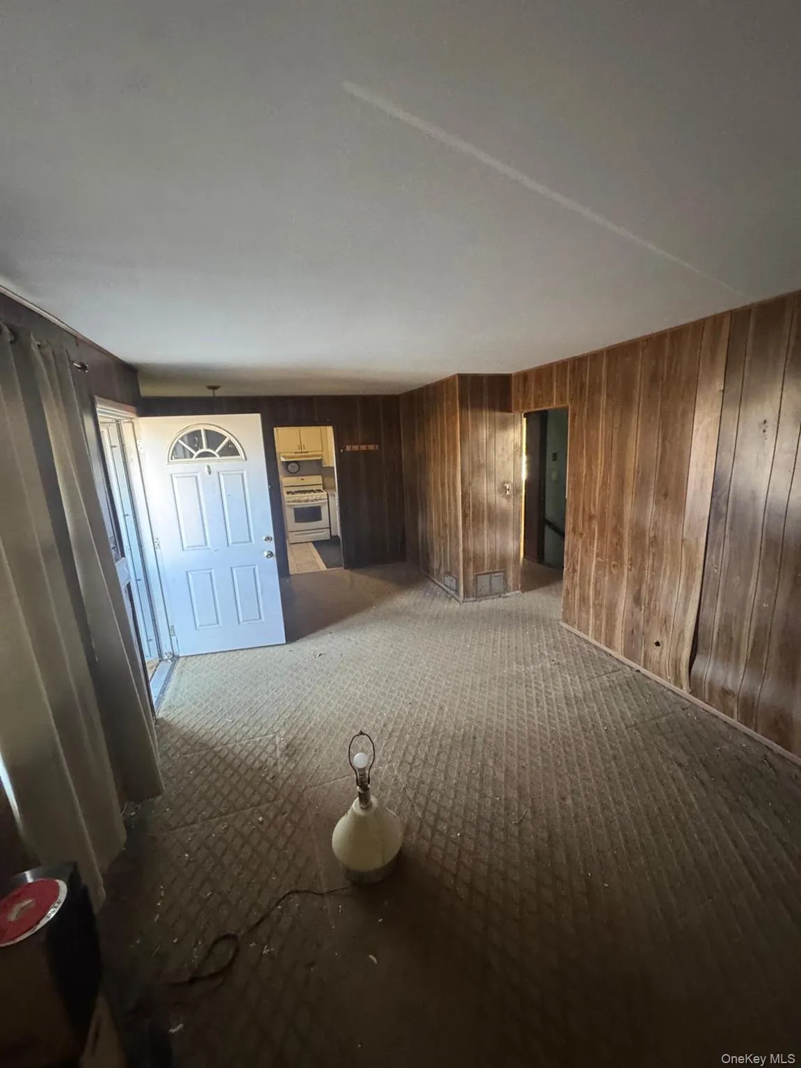 12 Ida Street, Islip, NY, 4 Bedrooms Bedrooms, 6 Rooms Rooms,1 BathroomBathrooms,Residential,For Rent,Ida,0,1010812 12 Ida Street, Islip, NY, 4 Bedrooms Bedrooms, 6 Rooms Rooms,1 BathroomBathrooms,Residential,For Rent,Ida,0,1010812