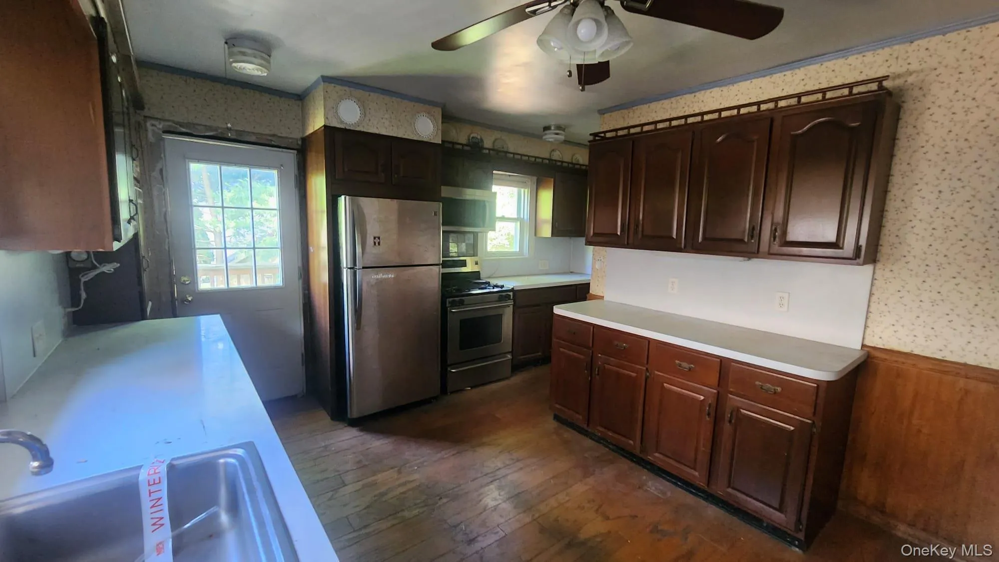 72 Archer Drive, Eastchester, NY, 4 Bedrooms Bedrooms, 8 Rooms Rooms,1 BathroomBathrooms,Residential,For Rent,Archer,0,1010823 72 Archer Drive, Eastchester, NY, 4 Bedrooms Bedrooms, 8 Rooms Rooms,1 BathroomBathrooms,Residential,For Rent,Archer,0,1010823