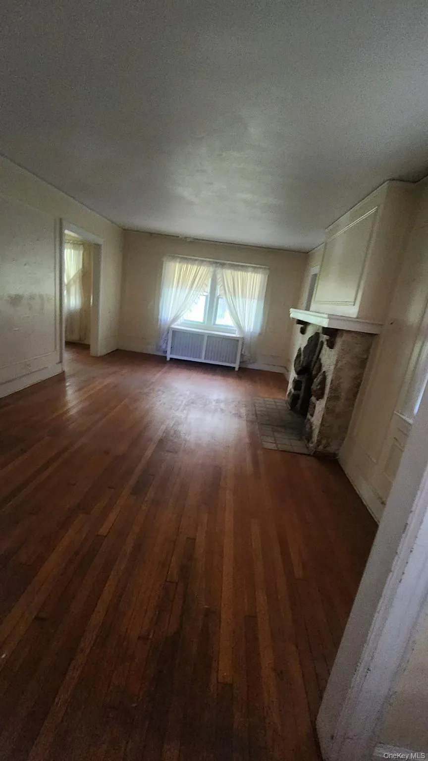 72 Archer Drive, Eastchester, NY, 4 Bedrooms Bedrooms, 8 Rooms Rooms,1 BathroomBathrooms,Residential,For Rent,Archer,0,1010823 72 Archer Drive, Eastchester, NY, 4 Bedrooms Bedrooms, 8 Rooms Rooms,1 BathroomBathrooms,Residential,For Rent,Archer,0,1010823