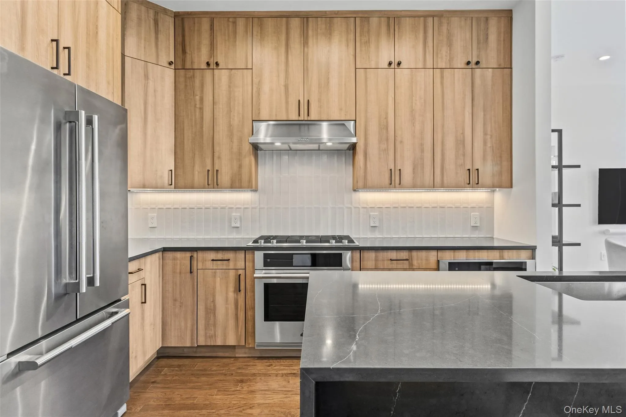100 Legend Drive, Mount Pleasant, NY, 2 Bedrooms Bedrooms, 6 Rooms Rooms,2 BathroomsBathrooms,Residential,For Rent,Legend,0,1010826 100 Legend Drive, Mount Pleasant, NY, 2 Bedrooms Bedrooms, 6 Rooms Rooms,2 BathroomsBathrooms,Residential,For Rent,Legend,0,1010826