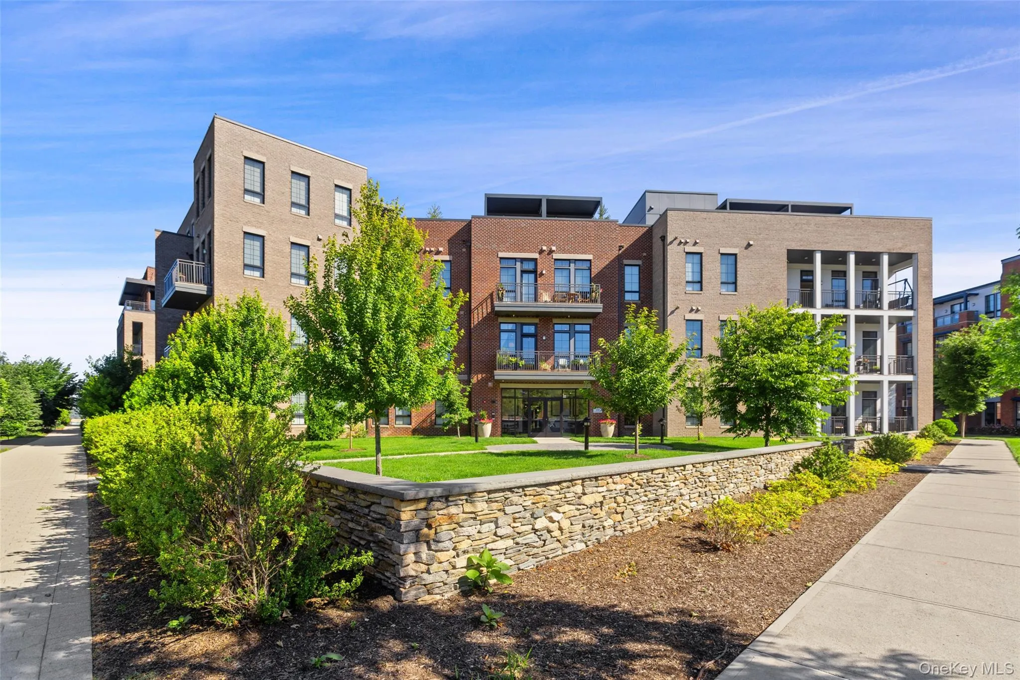 100 Legend Drive, Mount Pleasant, NY, 2 Bedrooms Bedrooms, 6 Rooms Rooms,2 BathroomsBathrooms,Residential,For Rent,Legend,0,1010826 100 Legend Drive, Mount Pleasant, NY, 2 Bedrooms Bedrooms, 6 Rooms Rooms,2 BathroomsBathrooms,Residential,For Rent,Legend,0,1010826
