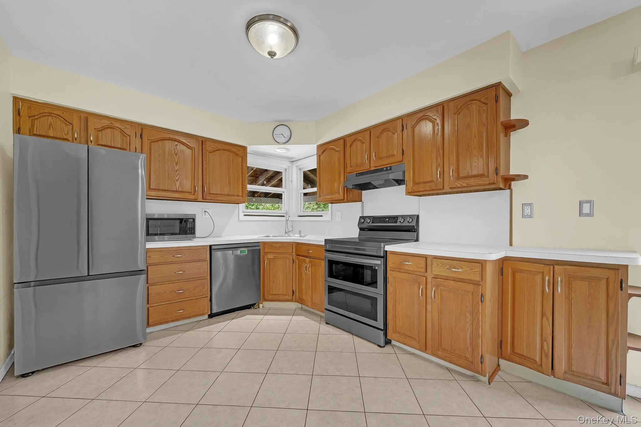 9 Nassau Avenue, West Babylon, NY, 3 Bedrooms Bedrooms, 8 Rooms Rooms,2 BathroomsBathrooms,Residential,For Rent,Nassau,0,1010827 9 Nassau Avenue, West Babylon, NY, 3 Bedrooms Bedrooms, 8 Rooms Rooms,2 BathroomsBathrooms,Residential,For Rent,Nassau,0,1010827