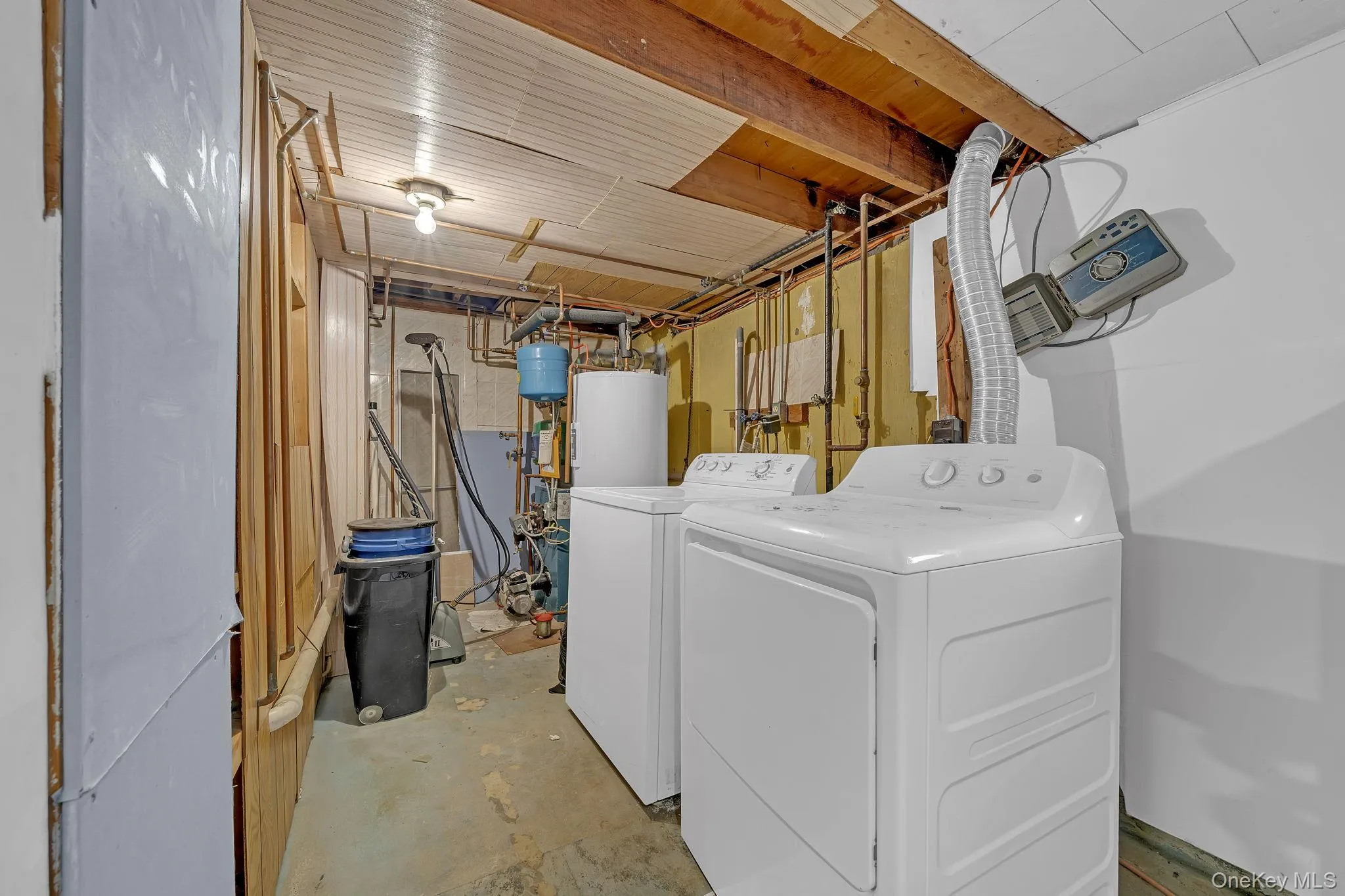 9 Nassau Avenue, West Babylon, NY, 3 Bedrooms Bedrooms, 8 Rooms Rooms,2 BathroomsBathrooms,Residential,For Rent,Nassau,0,1010827 9 Nassau Avenue, West Babylon, NY, 3 Bedrooms Bedrooms, 8 Rooms Rooms,2 BathroomsBathrooms,Residential,For Rent,Nassau,0,1010827