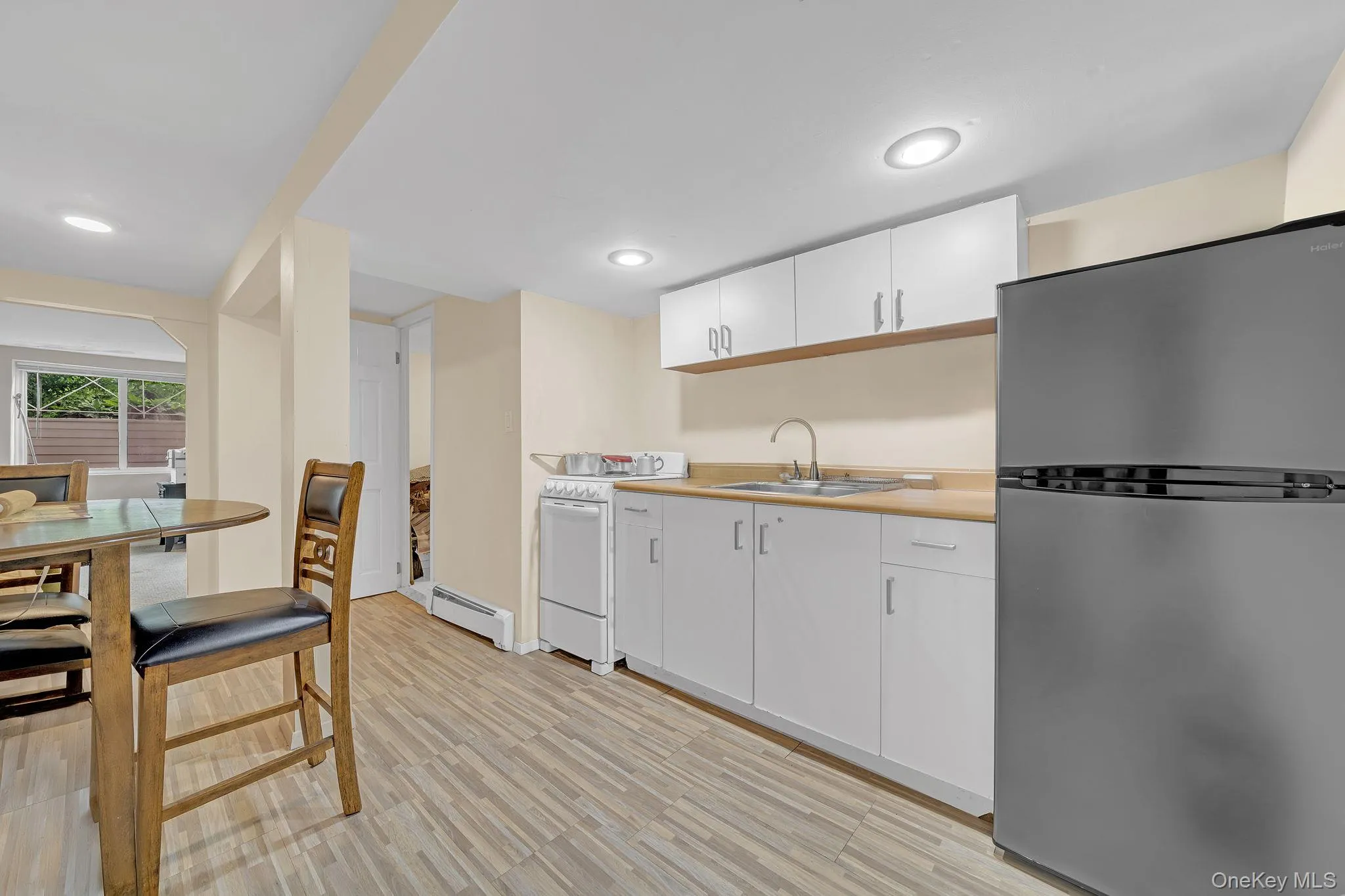 9 Nassau Avenue, West Babylon, NY, 3 Bedrooms Bedrooms, 8 Rooms Rooms,2 BathroomsBathrooms,Residential,For Rent,Nassau,0,1010827 9 Nassau Avenue, West Babylon, NY, 3 Bedrooms Bedrooms, 8 Rooms Rooms,2 BathroomsBathrooms,Residential,For Rent,Nassau,0,1010827