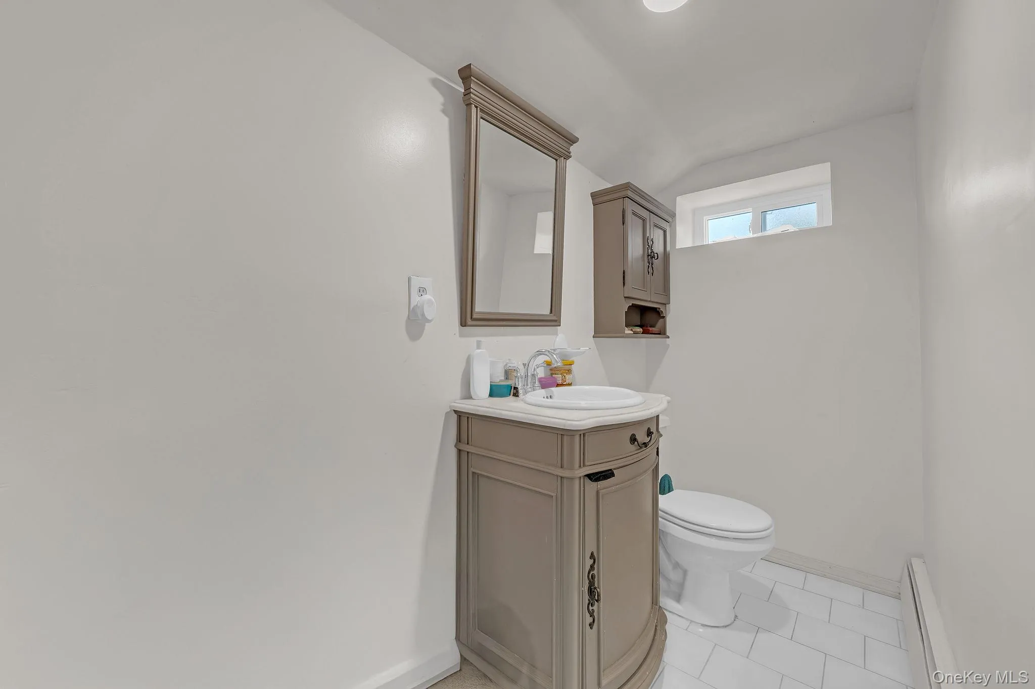 9 Nassau Avenue, West Babylon, NY, 3 Bedrooms Bedrooms, 8 Rooms Rooms,2 BathroomsBathrooms,Residential,For Rent,Nassau,0,1010827 9 Nassau Avenue, West Babylon, NY, 3 Bedrooms Bedrooms, 8 Rooms Rooms,2 BathroomsBathrooms,Residential,For Rent,Nassau,0,1010827