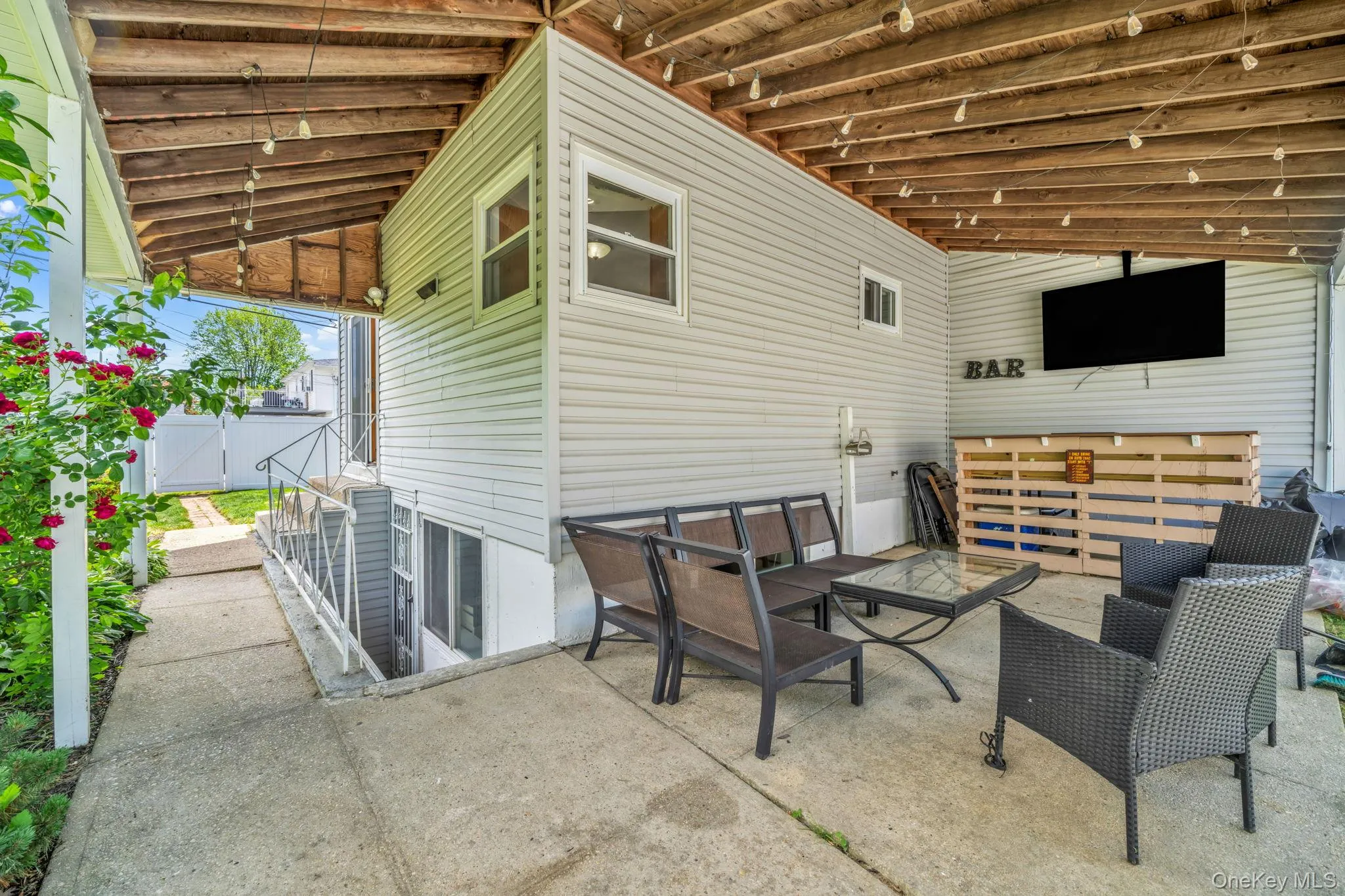 9 Nassau Avenue, West Babylon, NY, 3 Bedrooms Bedrooms, 8 Rooms Rooms,2 BathroomsBathrooms,Residential,For Rent,Nassau,0,1010827 9 Nassau Avenue, West Babylon, NY, 3 Bedrooms Bedrooms, 8 Rooms Rooms,2 BathroomsBathrooms,Residential,For Rent,Nassau,0,1010827