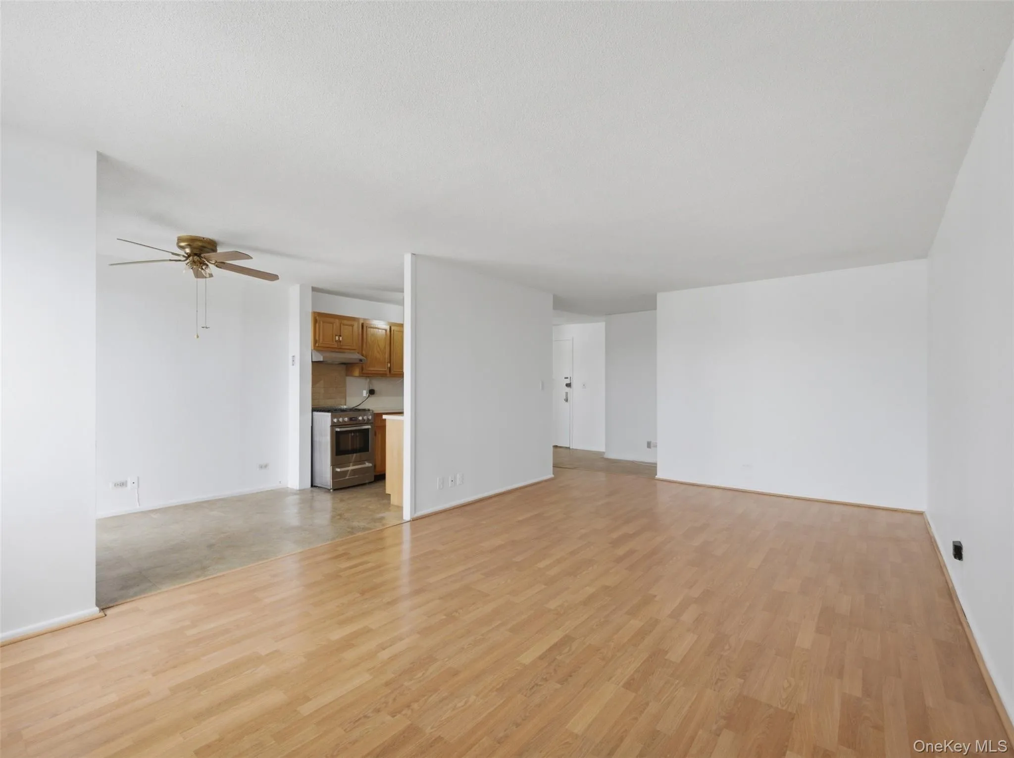 290 232nd Street, New York, NY, 1 Bedroom Bedrooms, 3 Rooms Rooms,1 BathroomBathrooms,Residential,For Rent,232nd,0,1010834 290 232nd Street, New York, NY, 1 Bedroom Bedrooms, 3 Rooms Rooms,1 BathroomBathrooms,Residential,For Rent,232nd,0,1010834