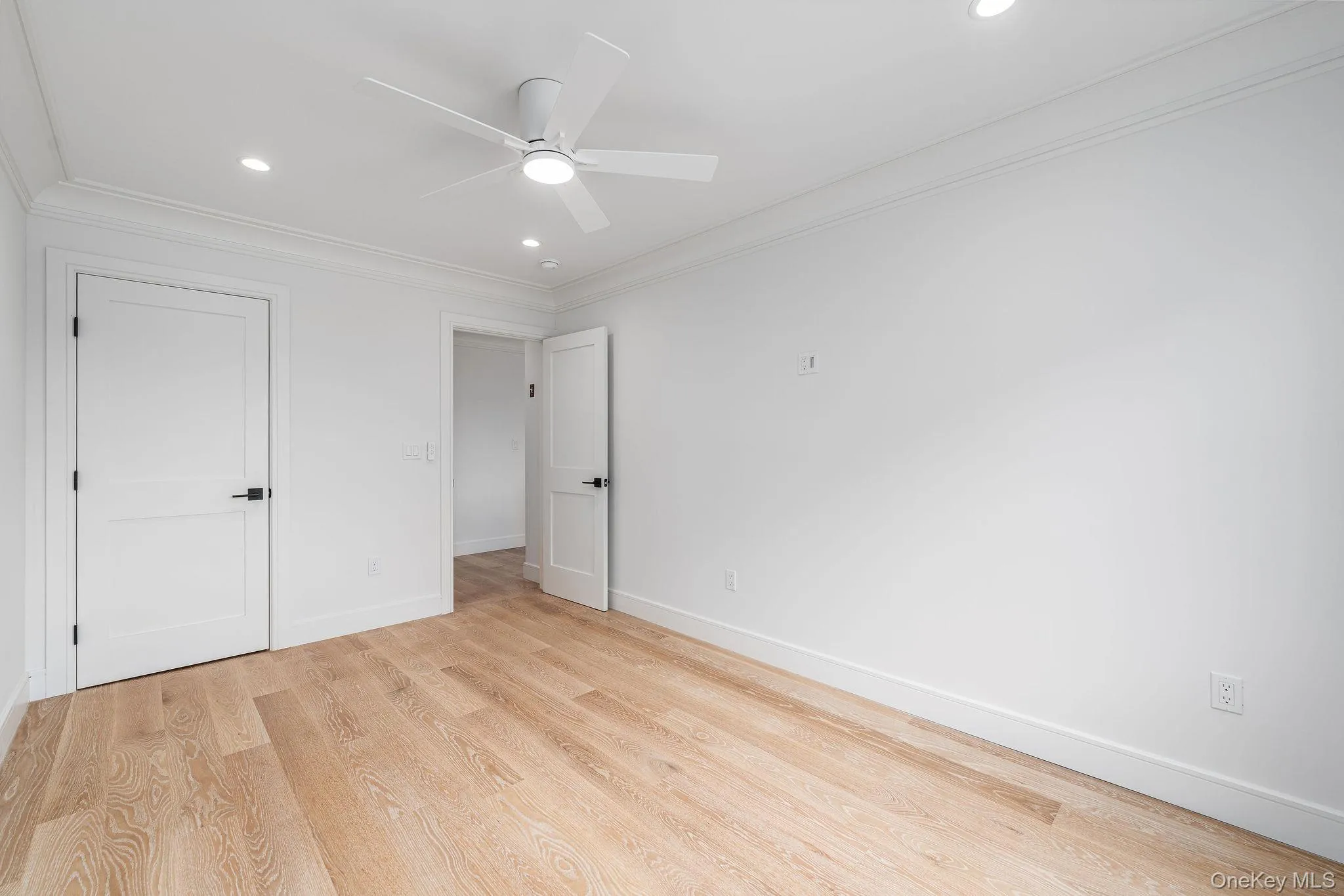 405 Oakwood Drive, Southold, NY, 4 Bedrooms Bedrooms, 8 Rooms Rooms,2 BathroomsBathrooms,Residential,For Rent,Oakwood,0,KEY1010835 405 Oakwood Drive, Southold, NY, 4 Bedrooms Bedrooms, 8 Rooms Rooms,2 BathroomsBathrooms,Residential,For Rent,Oakwood,0,KEY1010835
