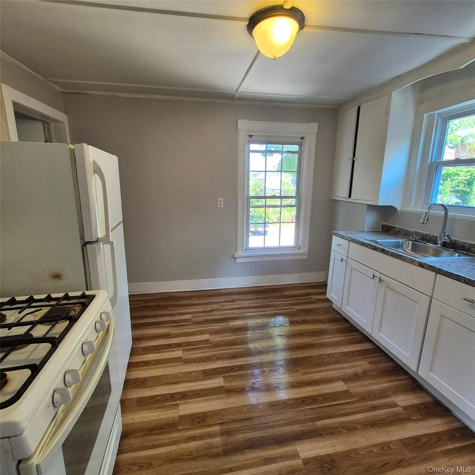 69 Greenkill Avenue, Kingston, NY, 2 Bedrooms Bedrooms, 5 Rooms Rooms,1 BathroomBathrooms,Residential Lease,For Rent,Greenkill,0,1010837 69 Greenkill Avenue, Kingston, NY, 2 Bedrooms Bedrooms, 5 Rooms Rooms,1 BathroomBathrooms,Residential Lease,For Rent,Greenkill,0,1010837