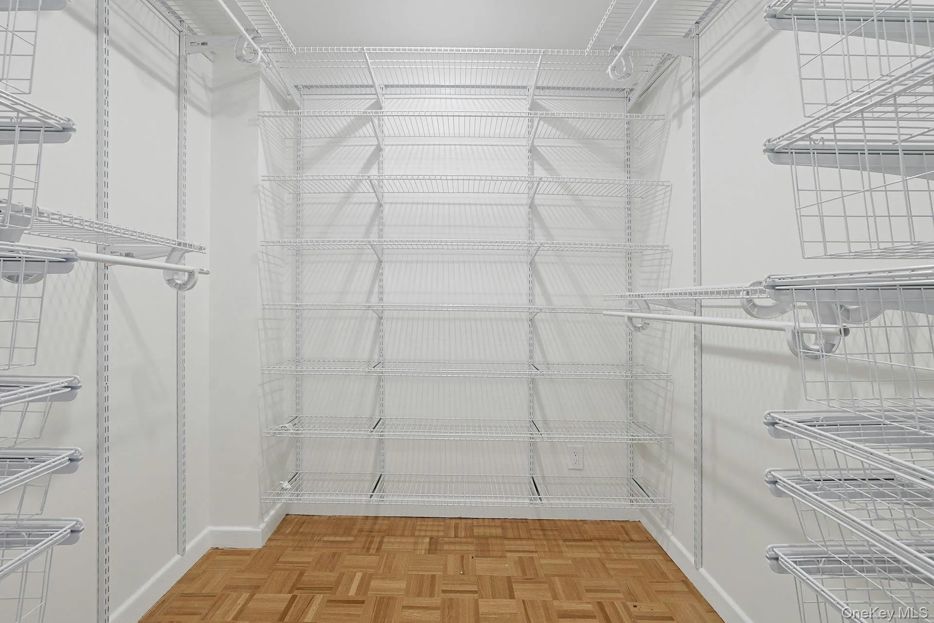 12 Old Mamaroneck Road, White Plains, NY, 1 Bedroom Bedrooms, 5 Rooms Rooms,1 BathroomBathrooms,Residential,For Rent,Old Mamaroneck,0,1010841 12 Old Mamaroneck Road, White Plains, NY, 1 Bedroom Bedrooms, 5 Rooms Rooms,1 BathroomBathrooms,Residential,For Rent,Old Mamaroneck,0,1010841