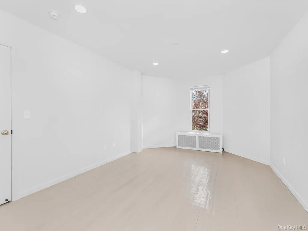 7 Sproat Street, Middletown, NY, 1 Bedroom Bedrooms, 3 Rooms Rooms,1 BathroomBathrooms,Residential Lease,For Rent,Sproat,0,1010844 7 Sproat Street, Middletown, NY, 1 Bedroom Bedrooms, 3 Rooms Rooms,1 BathroomBathrooms,Residential Lease,For Rent,Sproat,0,1010844