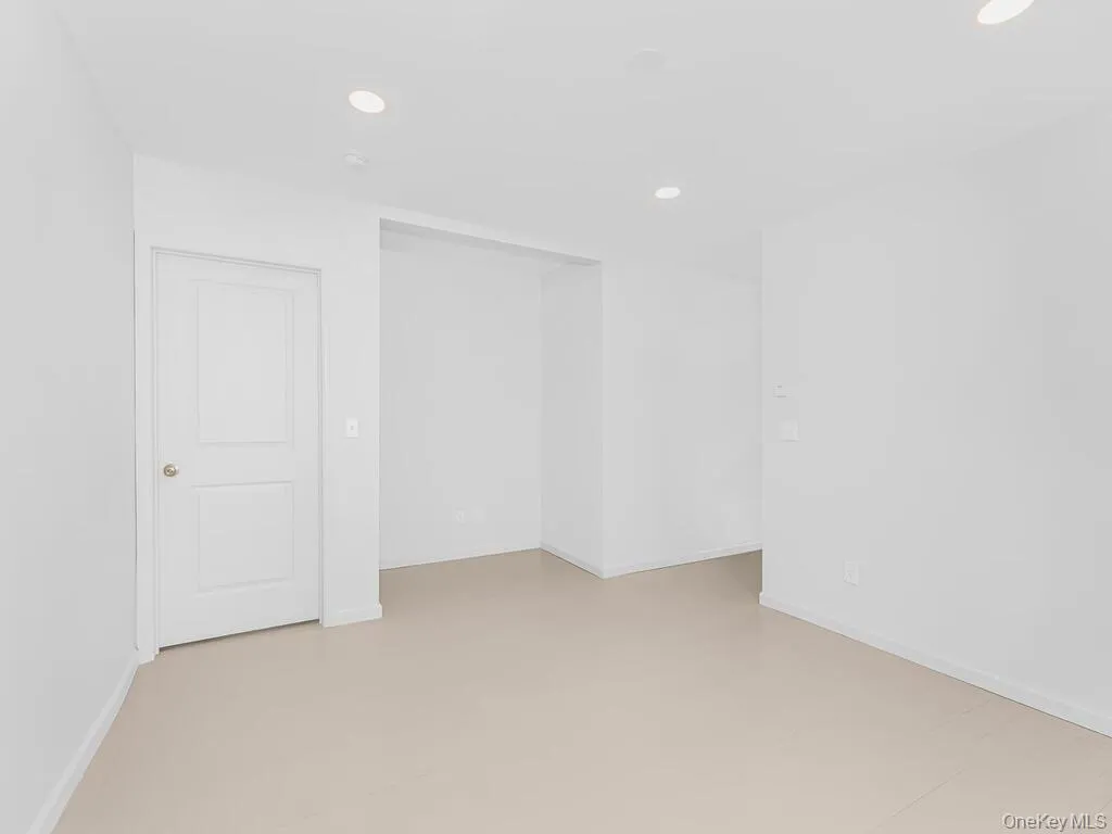 7 Sproat Street, Middletown, NY, 1 Bedroom Bedrooms, 3 Rooms Rooms,1 BathroomBathrooms,Residential Lease,For Rent,Sproat,0,1010844 7 Sproat Street, Middletown, NY, 1 Bedroom Bedrooms, 3 Rooms Rooms,1 BathroomBathrooms,Residential Lease,For Rent,Sproat,0,1010844