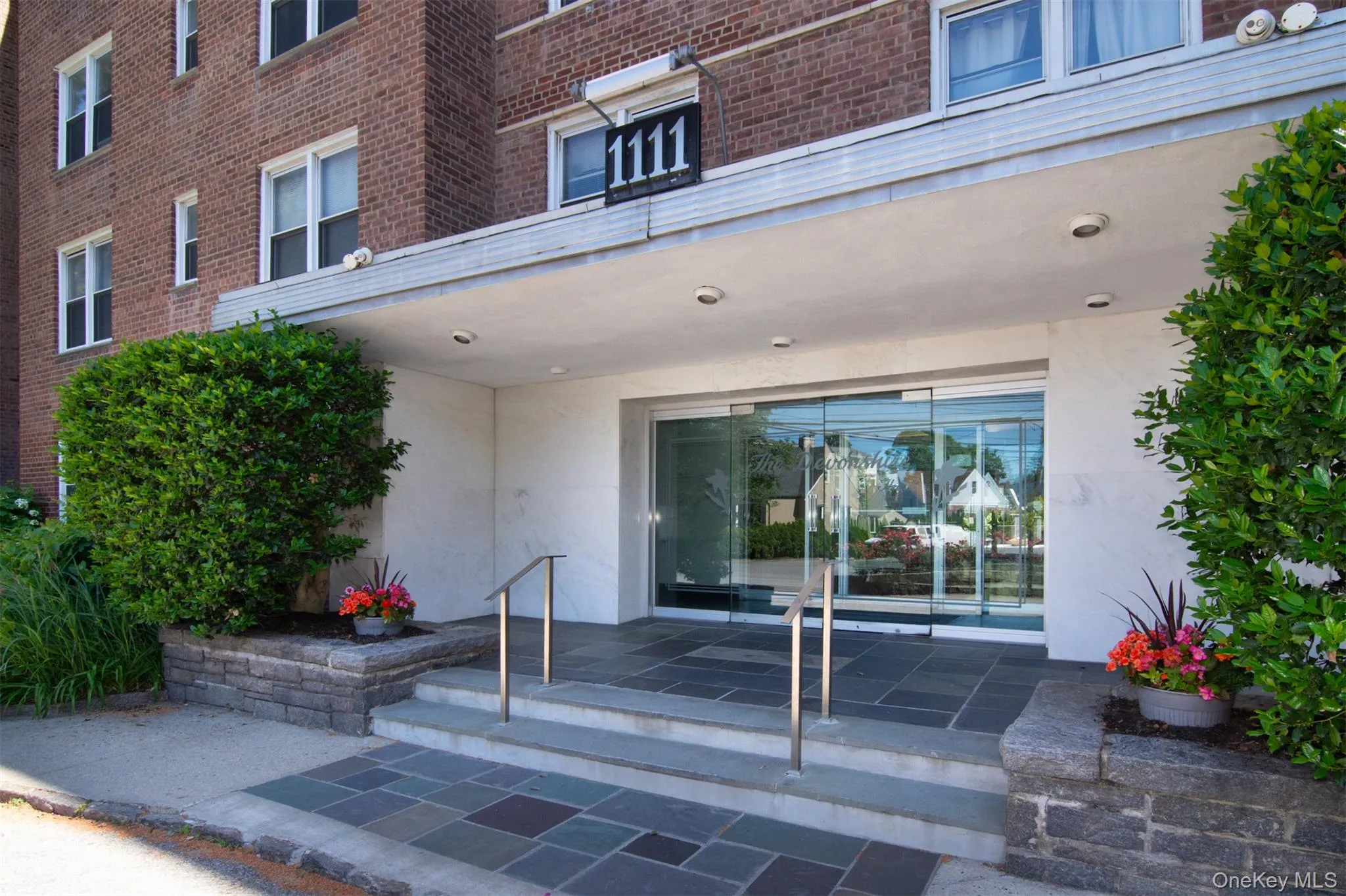 1111 Midland Avenue, Yonkers, NY, 1 Bedroom Bedrooms, 3 Rooms Rooms,1 BathroomBathrooms,Residential,For Rent,Midland,0,1010847 1111 Midland Avenue, Yonkers, NY, 1 Bedroom Bedrooms, 3 Rooms Rooms,1 BathroomBathrooms,Residential,For Rent,Midland,0,1010847