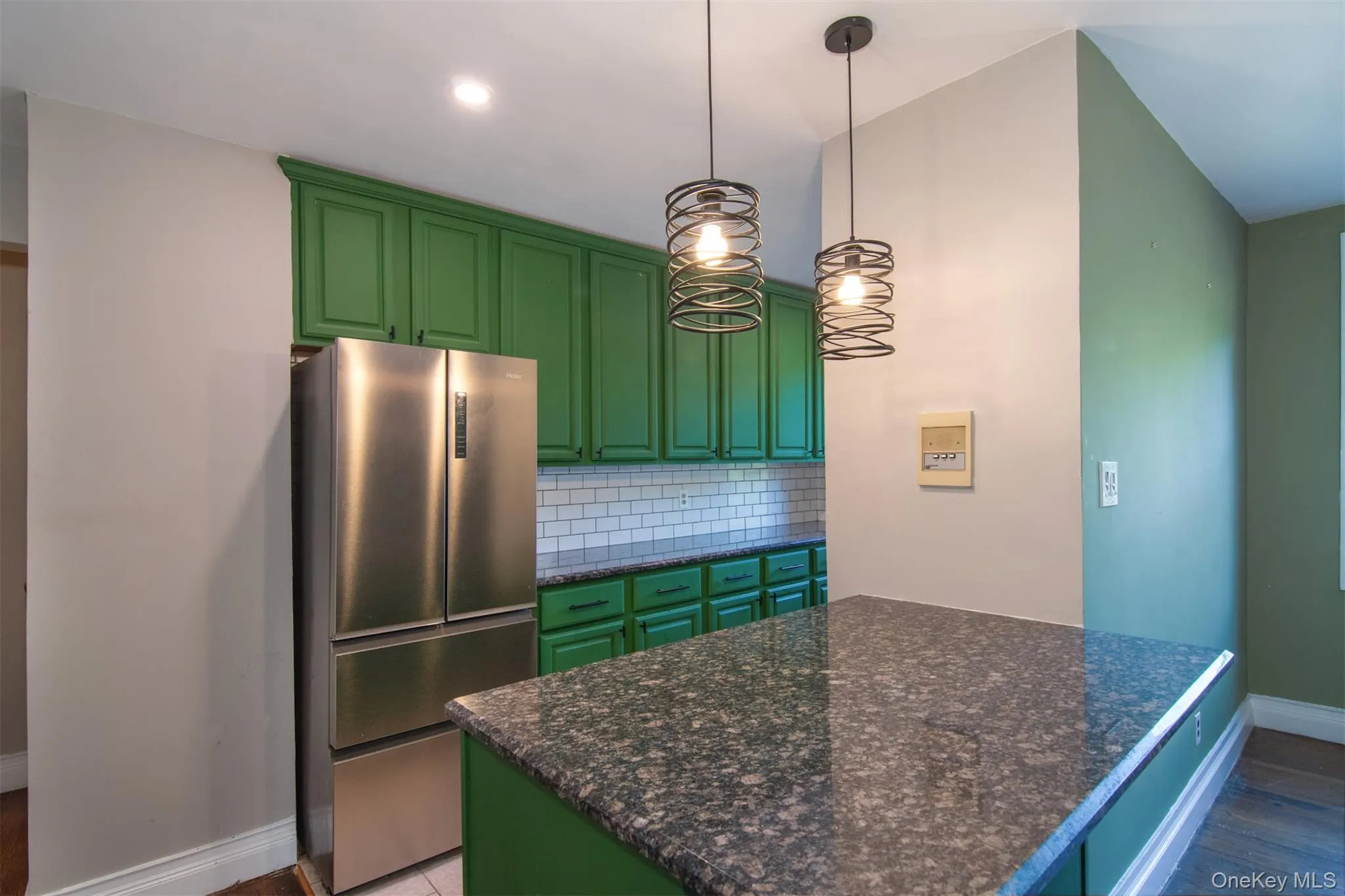 1111 Midland Avenue, Yonkers, NY, 1 Bedroom Bedrooms, 3 Rooms Rooms,1 BathroomBathrooms,Residential,For Rent,Midland,0,1010847 1111 Midland Avenue, Yonkers, NY, 1 Bedroom Bedrooms, 3 Rooms Rooms,1 BathroomBathrooms,Residential,For Rent,Midland,0,1010847