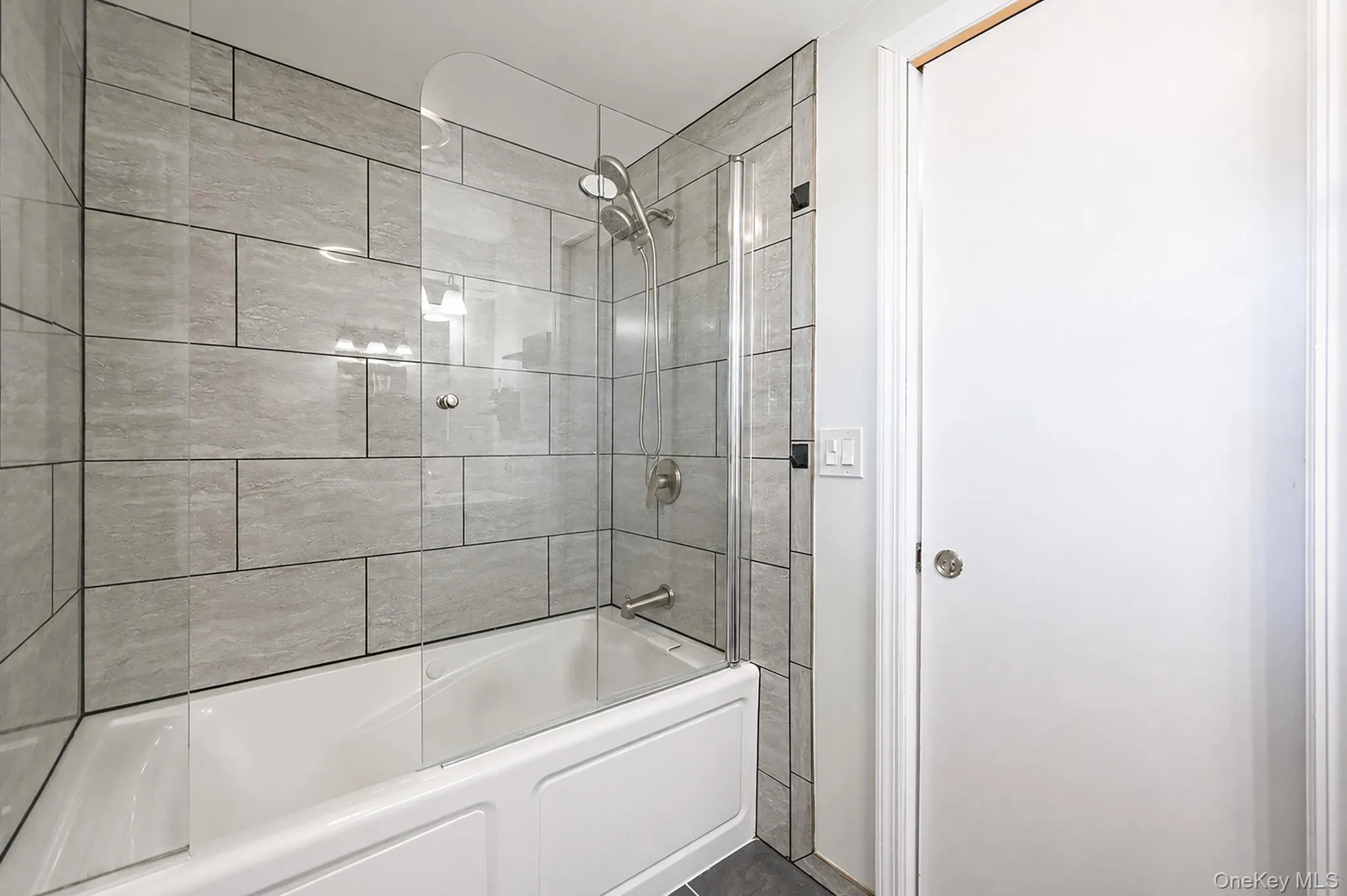 100 Patchogue Holbrook Road, Brookhaven, NY, 3 Bedrooms Bedrooms, 5 Rooms Rooms,1 BathroomBathrooms,Residential,For Rent,Patchogue Holbrook,0,1010848 100 Patchogue Holbrook Road, Brookhaven, NY, 3 Bedrooms Bedrooms, 5 Rooms Rooms,1 BathroomBathrooms,Residential,For Rent,Patchogue Holbrook,0,1010848