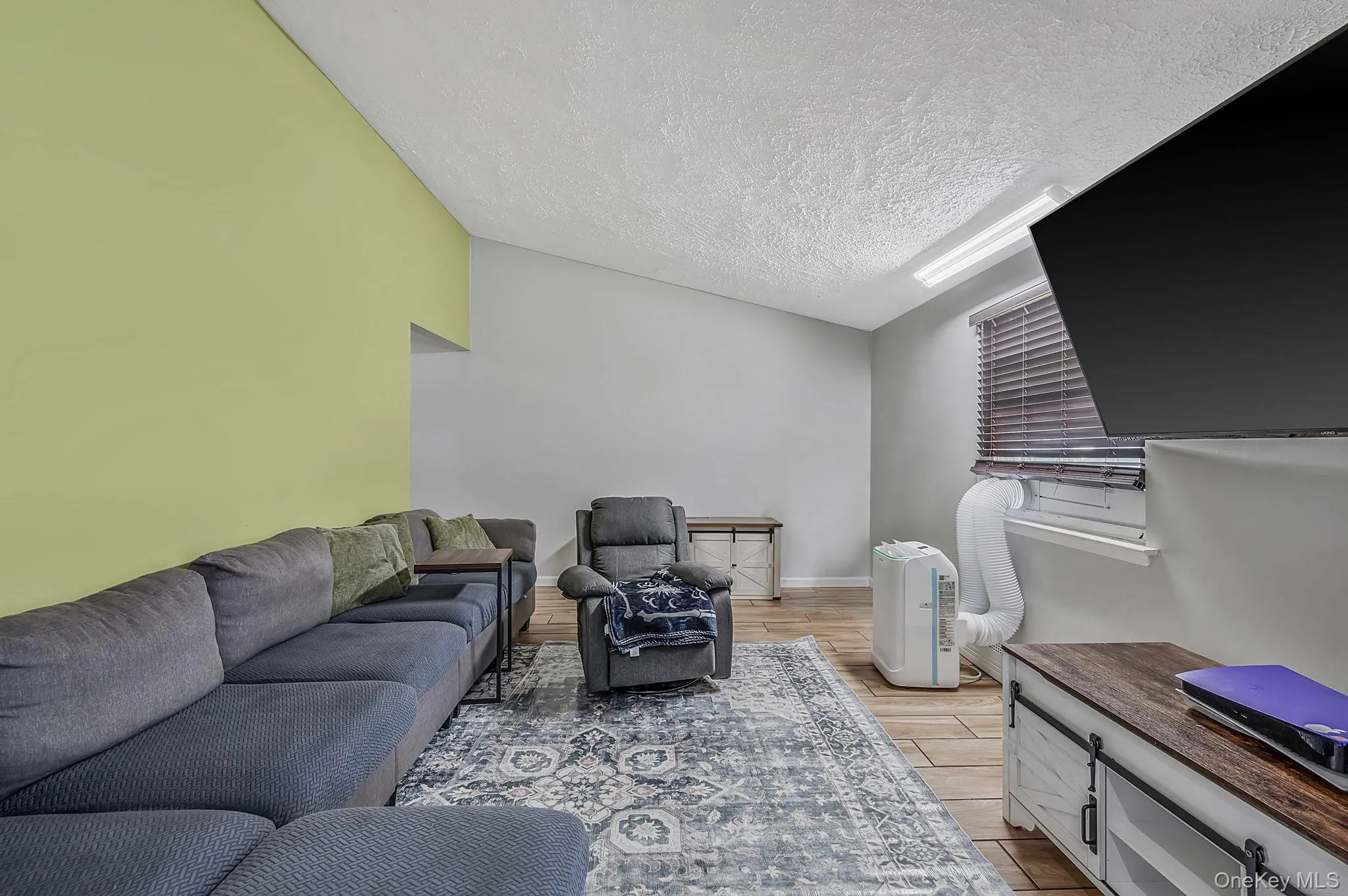 100 Patchogue Holbrook Road, Brookhaven, NY, 3 Bedrooms Bedrooms, 5 Rooms Rooms,1 BathroomBathrooms,Residential,For Rent,Patchogue Holbrook,0,1010848 100 Patchogue Holbrook Road, Brookhaven, NY, 3 Bedrooms Bedrooms, 5 Rooms Rooms,1 BathroomBathrooms,Residential,For Rent,Patchogue Holbrook,0,1010848