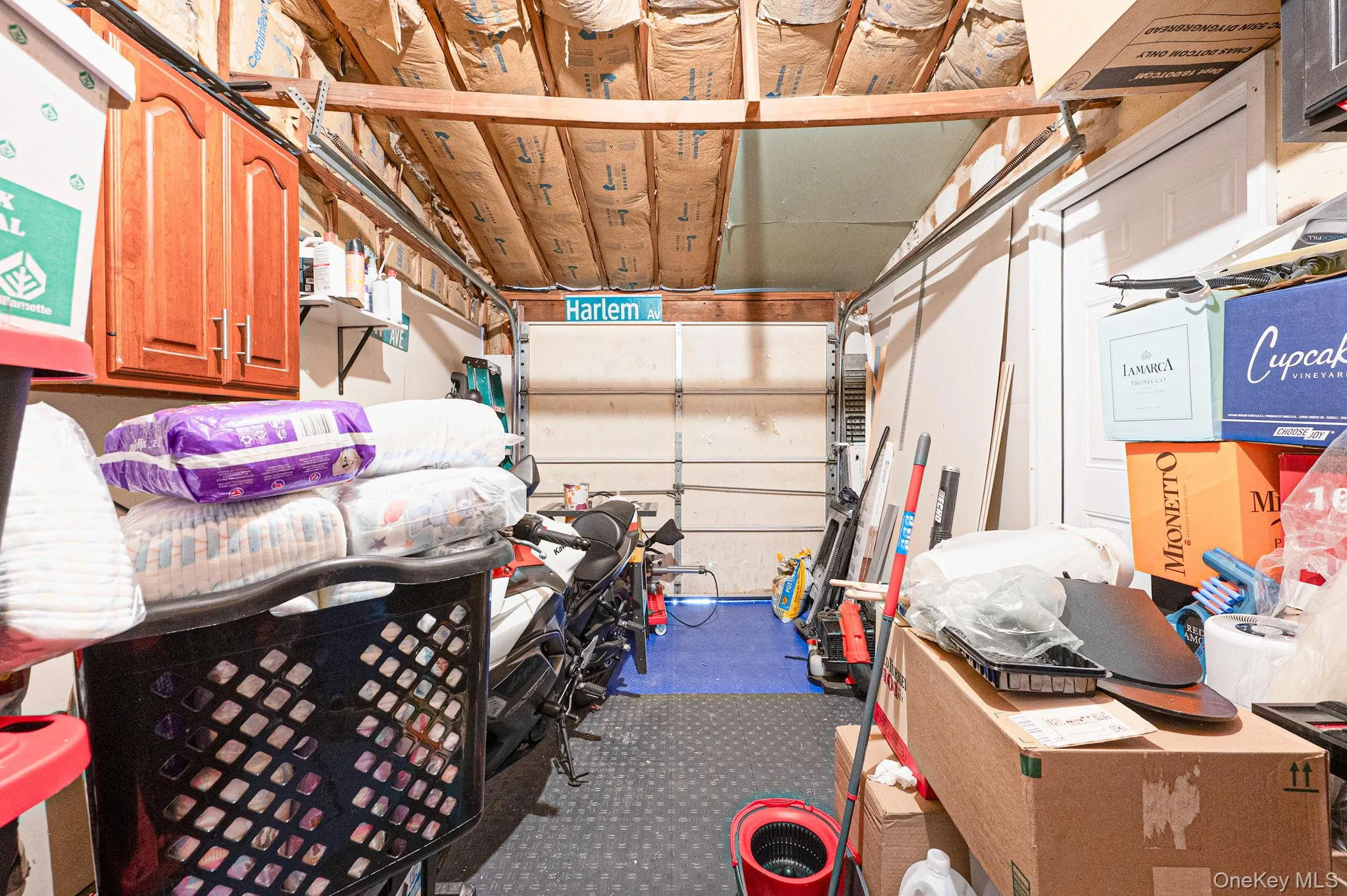 100 Patchogue Holbrook Road, Brookhaven, NY, 3 Bedrooms Bedrooms, 5 Rooms Rooms,1 BathroomBathrooms,Residential,For Rent,Patchogue Holbrook,0,1010848 100 Patchogue Holbrook Road, Brookhaven, NY, 3 Bedrooms Bedrooms, 5 Rooms Rooms,1 BathroomBathrooms,Residential,For Rent,Patchogue Holbrook,0,1010848