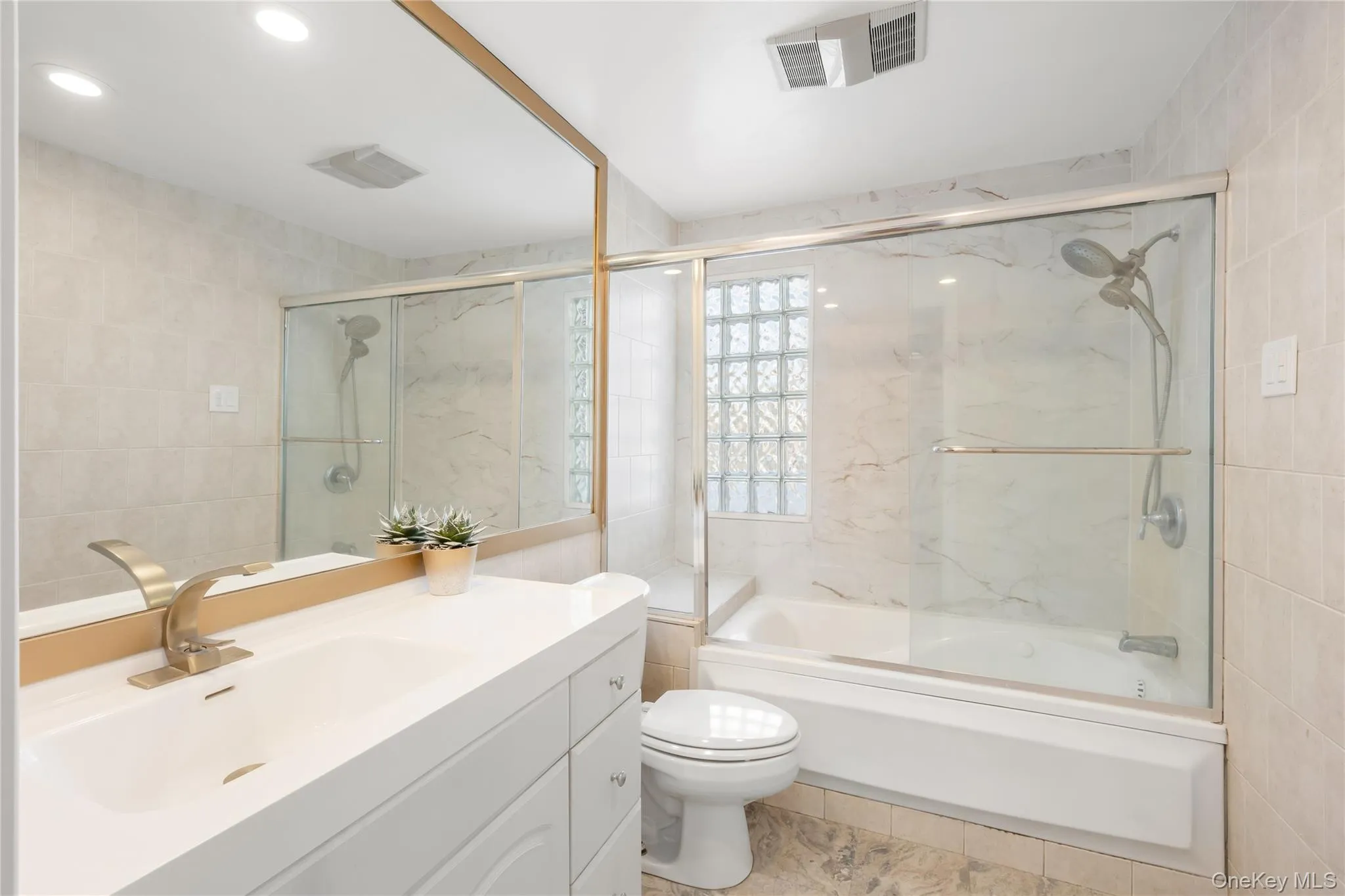 467 Hempstead Avenue, Hempstead, NY, 5 Bedrooms Bedrooms, 9 Rooms Rooms,3 BathroomsBathrooms,Residential,For Rent,Hempstead,0,1010851 467 Hempstead Avenue, Hempstead, NY, 5 Bedrooms Bedrooms, 9 Rooms Rooms,3 BathroomsBathrooms,Residential,For Rent,Hempstead,0,1010851