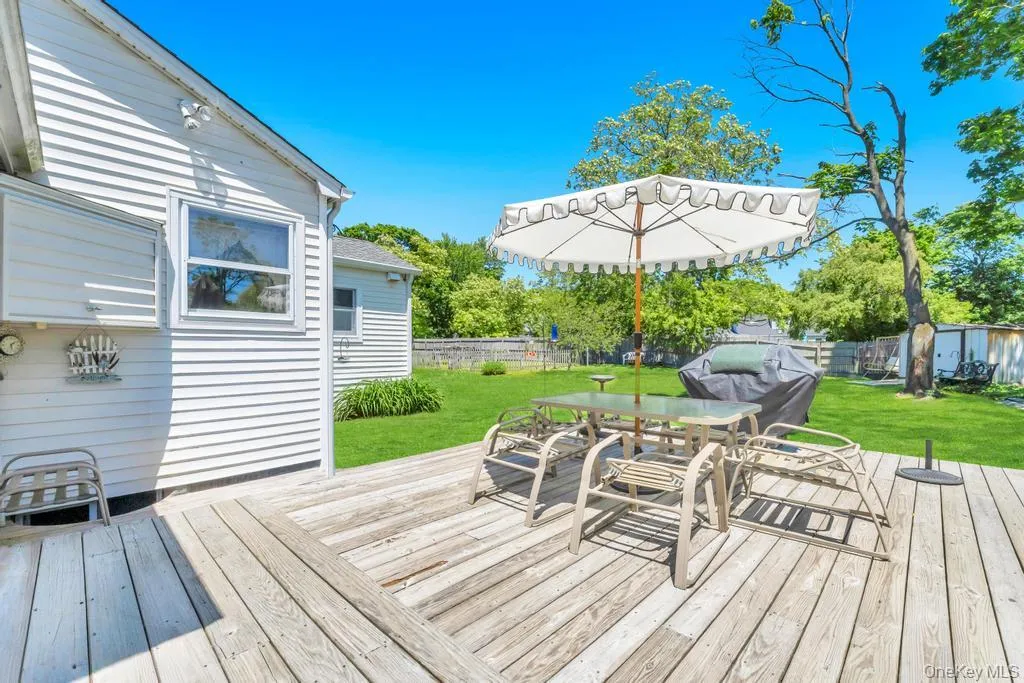 9 Epson Course, Brookhaven, NY, 4 Bedrooms Bedrooms, 8 Rooms Rooms,2 BathroomsBathrooms,Residential,For Rent,Epson,0,1010859 9 Epson Course, Brookhaven, NY, 4 Bedrooms Bedrooms, 8 Rooms Rooms,2 BathroomsBathrooms,Residential,For Rent,Epson,0,1010859