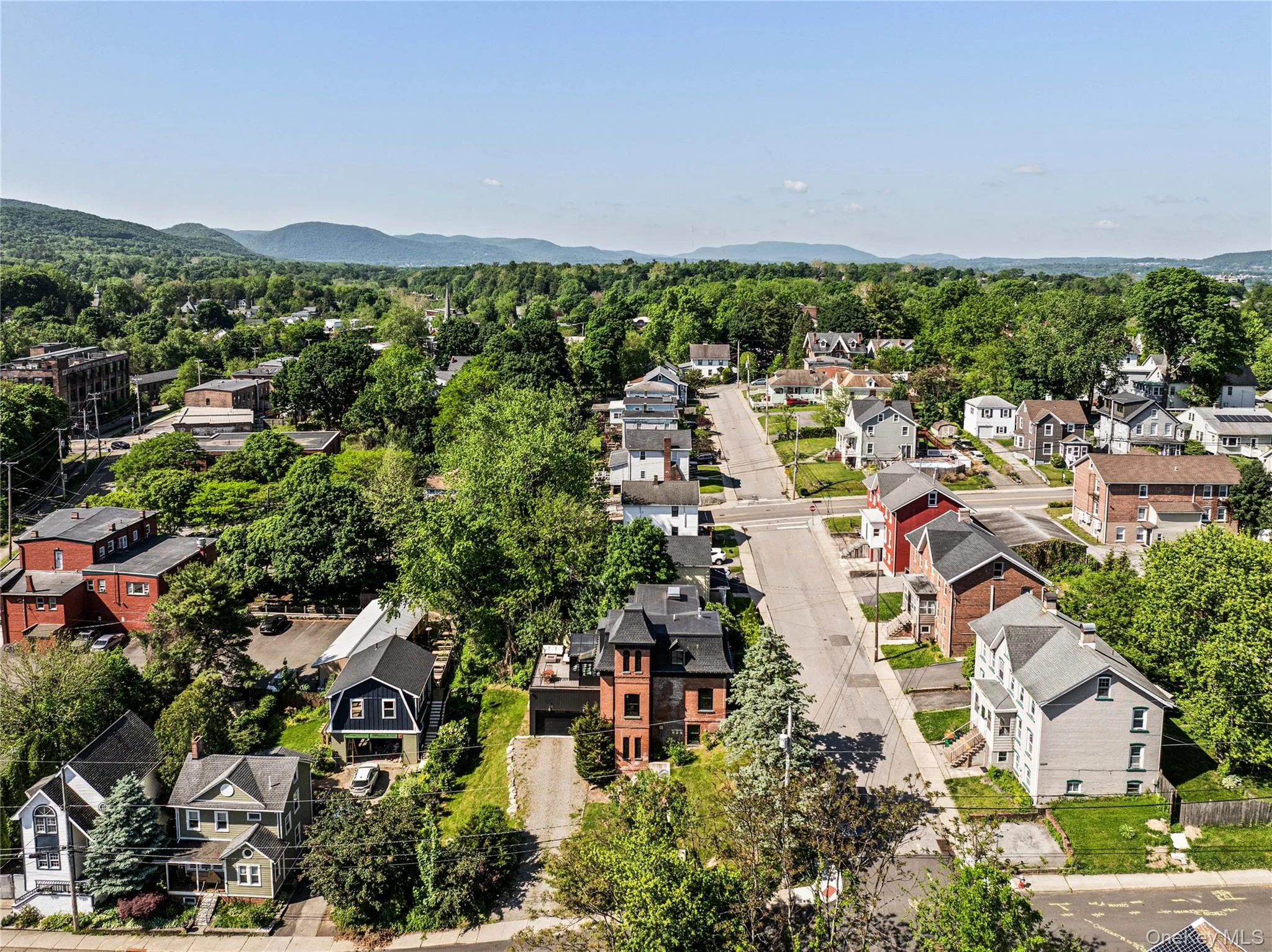 33 Davis Street, Beacon, NY, 5 Bedrooms Bedrooms, 11 Rooms Rooms,3 BathroomsBathrooms,Residential,For Rent,Davis,0,1010860 33 Davis Street, Beacon, NY, 5 Bedrooms Bedrooms, 11 Rooms Rooms,3 BathroomsBathrooms,Residential,For Rent,Davis,0,1010860