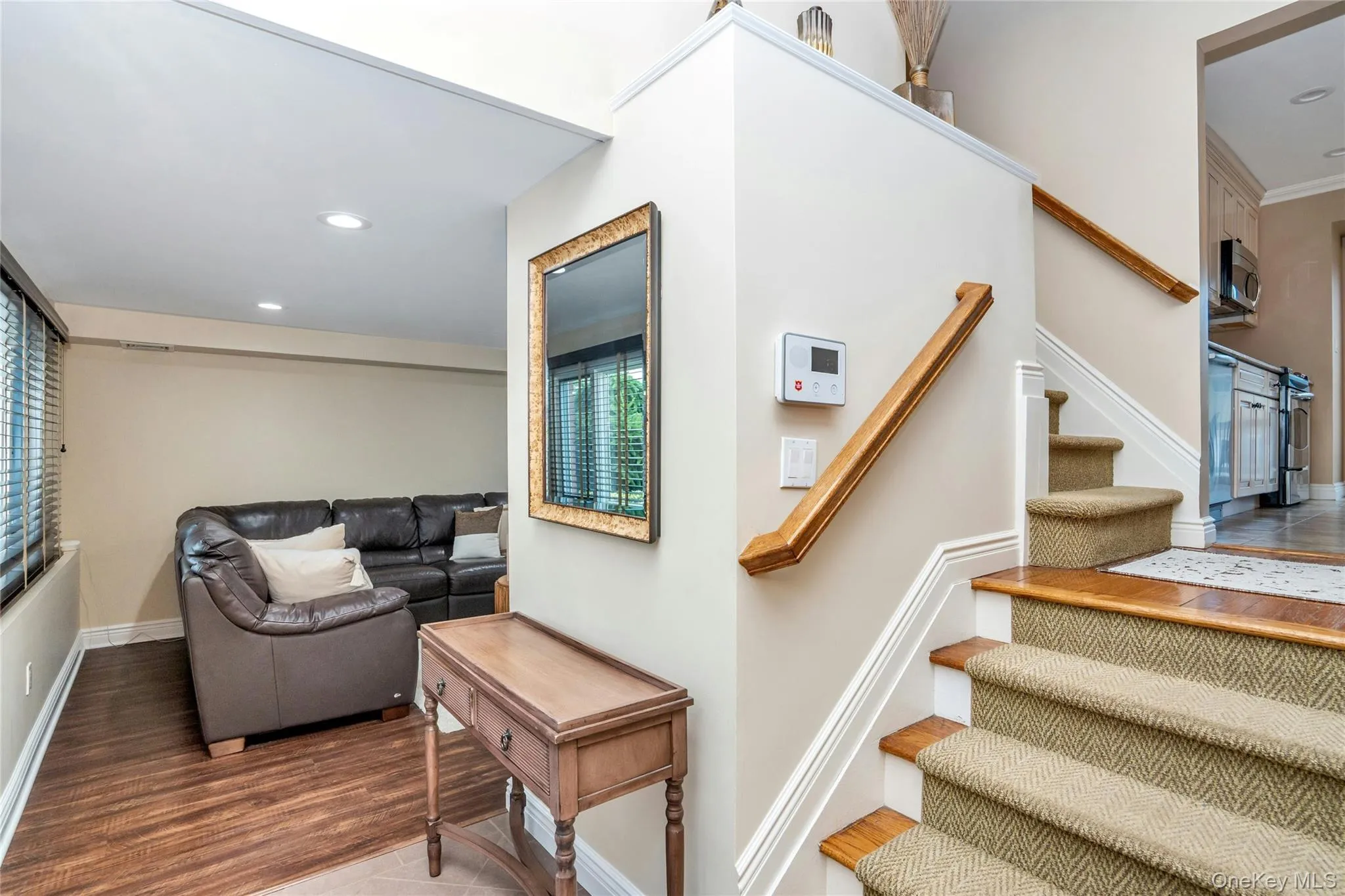 27 Coronet Lane, Oyster Bay, NY, 3 Bedrooms Bedrooms, 7 Rooms Rooms,2 BathroomsBathrooms,Residential,For Rent,Coronet,0,1010861 27 Coronet Lane, Oyster Bay, NY, 3 Bedrooms Bedrooms, 7 Rooms Rooms,2 BathroomsBathrooms,Residential,For Rent,Coronet,0,1010861