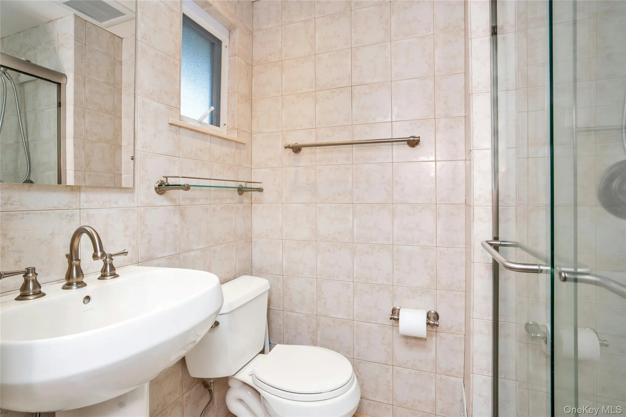 27 Coronet Lane, Oyster Bay, NY, 3 Bedrooms Bedrooms, 7 Rooms Rooms,2 BathroomsBathrooms,Residential,For Rent,Coronet,0,1010861 27 Coronet Lane, Oyster Bay, NY, 3 Bedrooms Bedrooms, 7 Rooms Rooms,2 BathroomsBathrooms,Residential,For Rent,Coronet,0,1010861